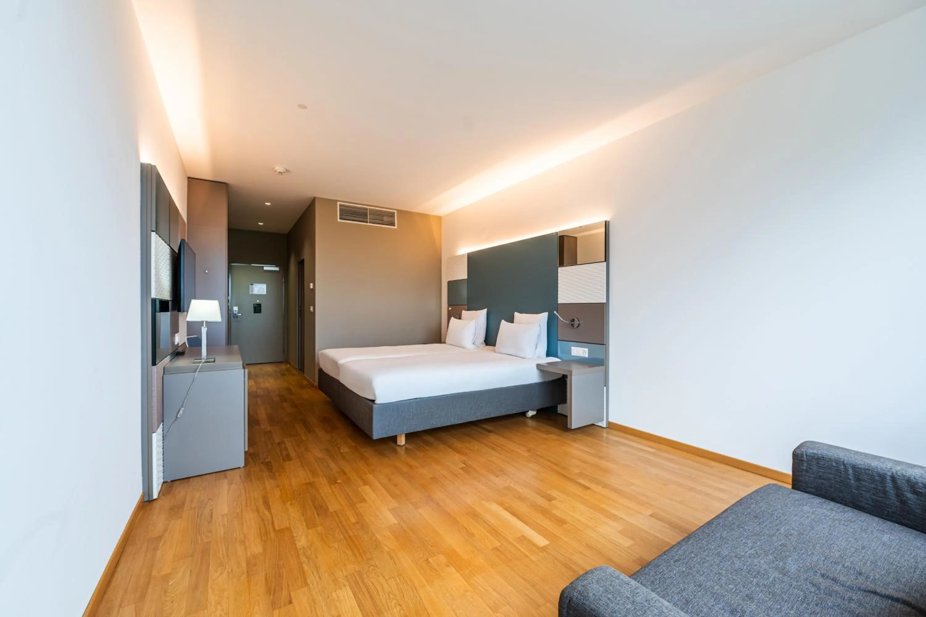 Bed in B&B HOTEL Lausanne Crissier