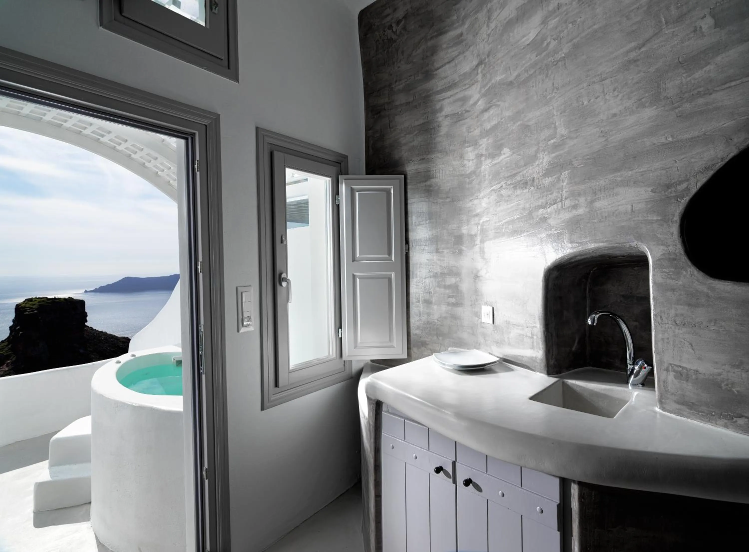 Photo of the whole room in Tholos Resort