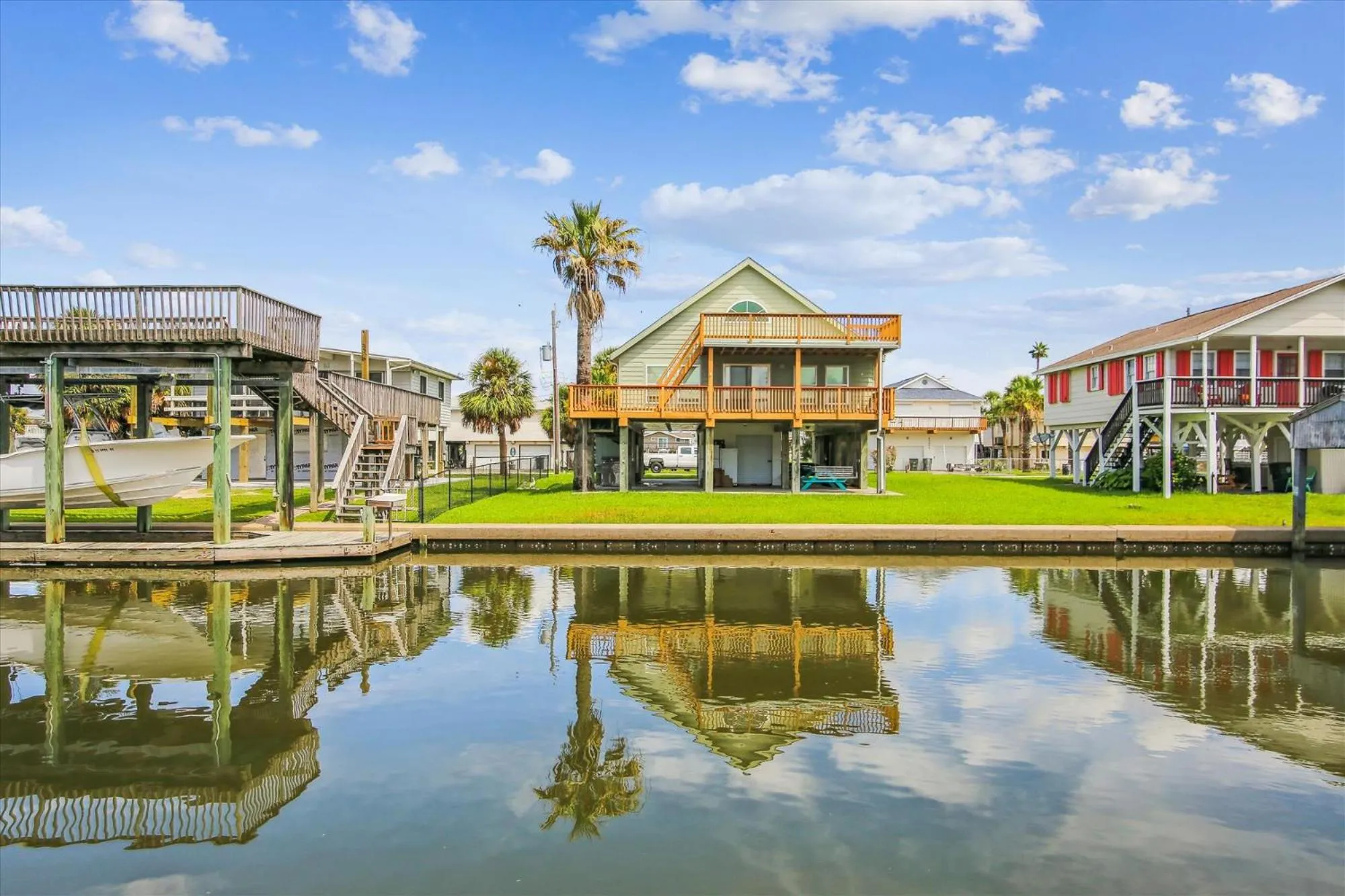Property building in Barnacle Lodge