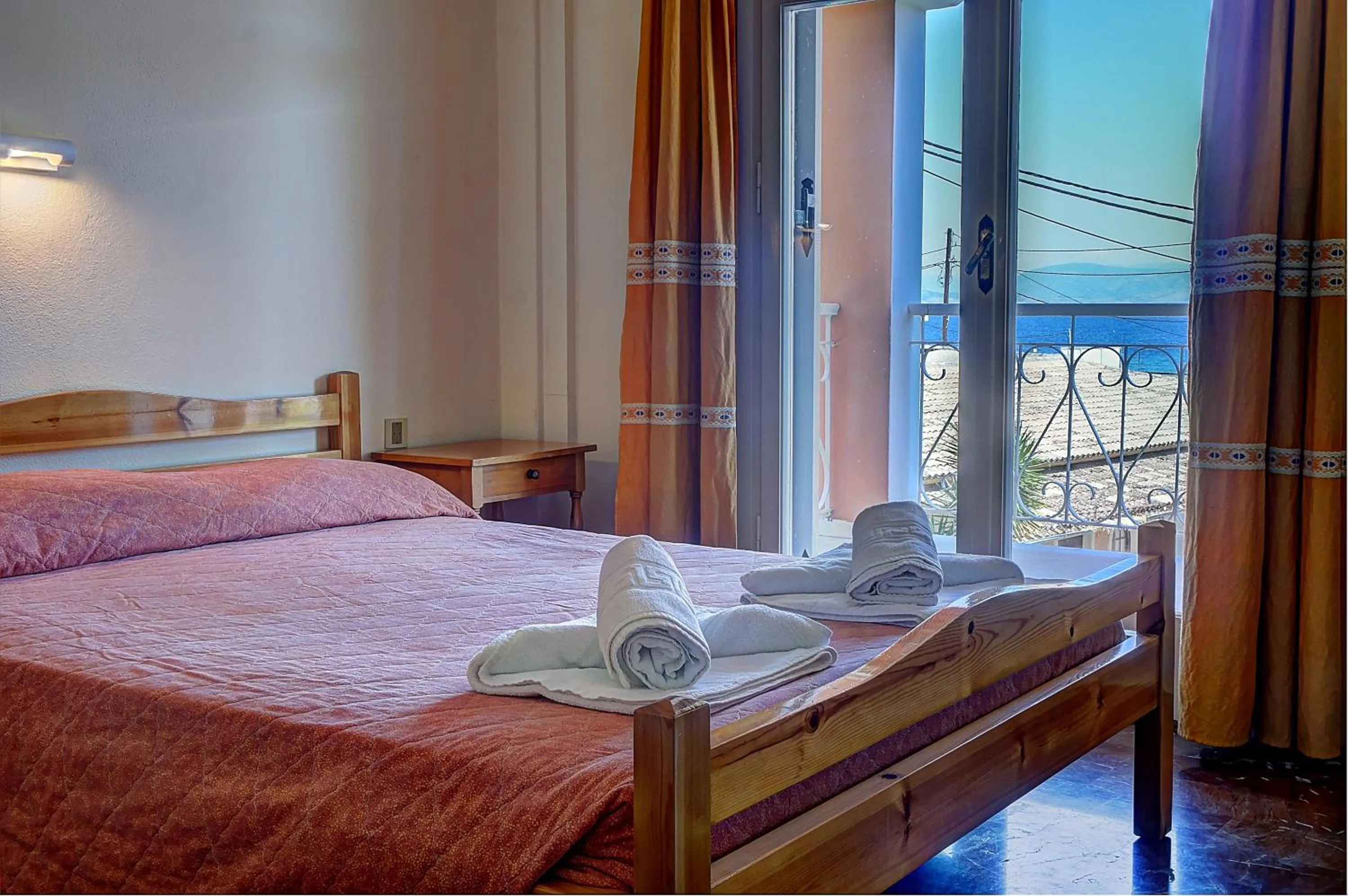 Bed in Hotel Benitses Arches