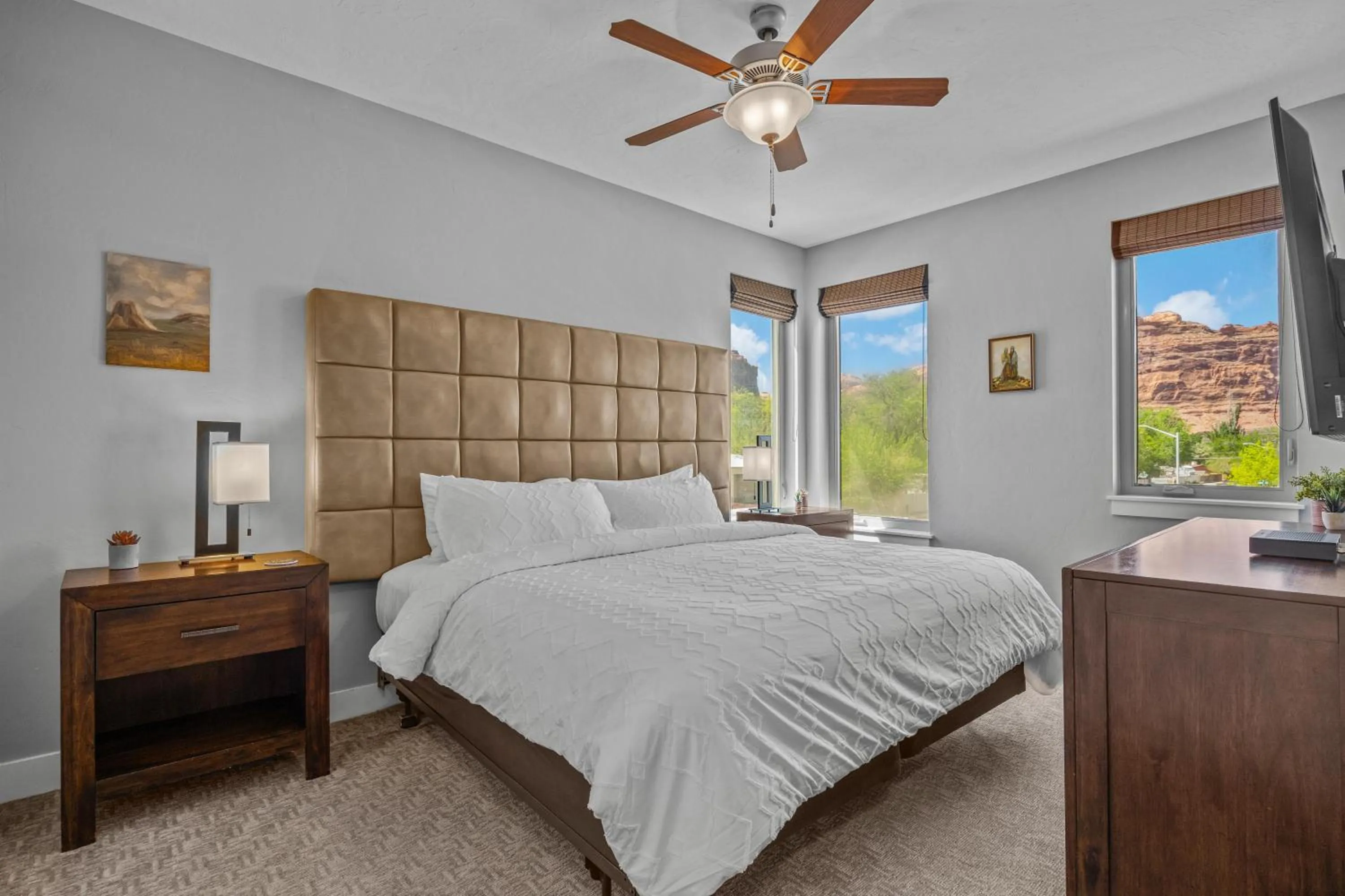 Bed in Entrada at Moab 420 and 424