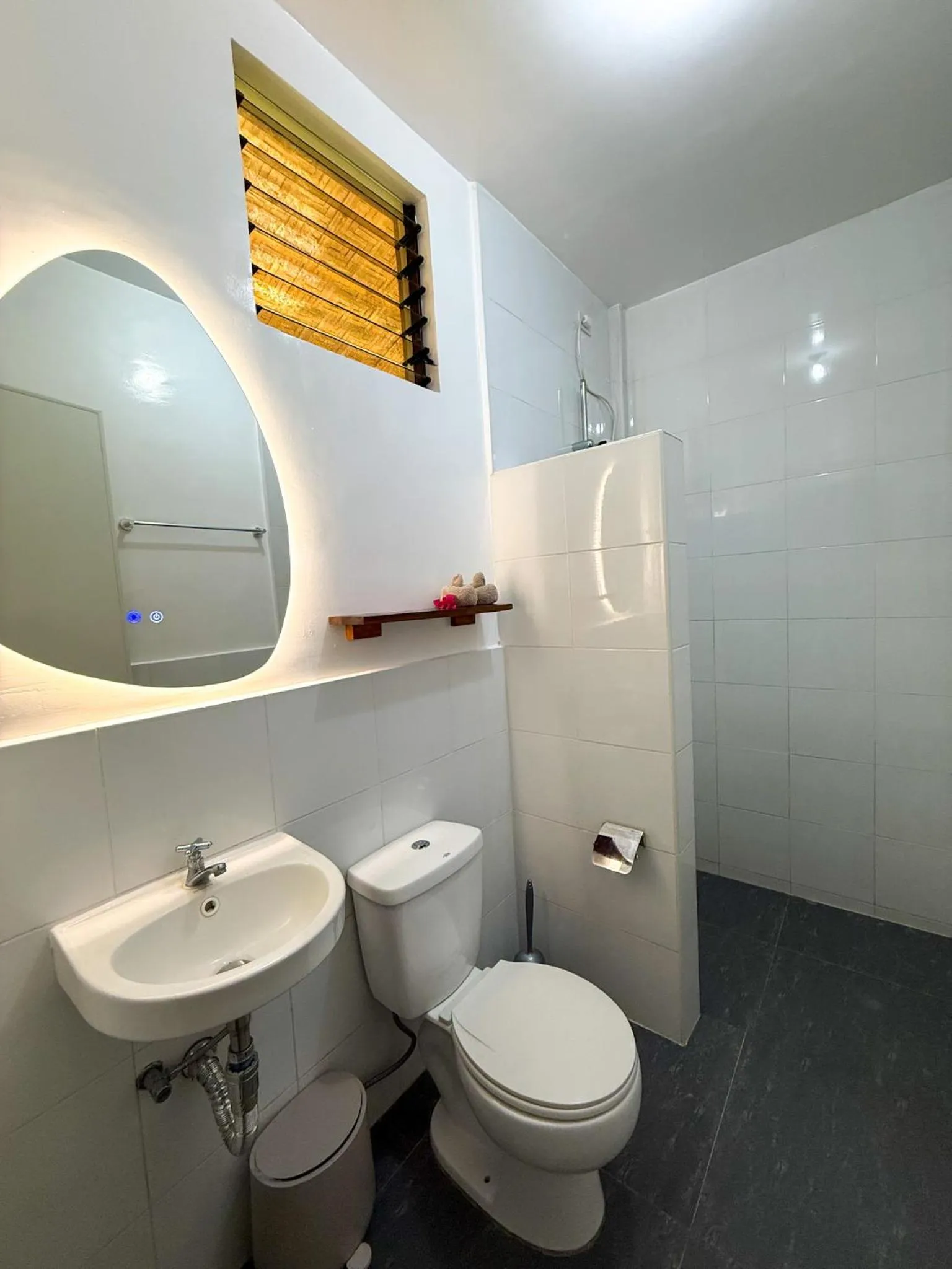 Bathroom in Happy Coconut Camiguin