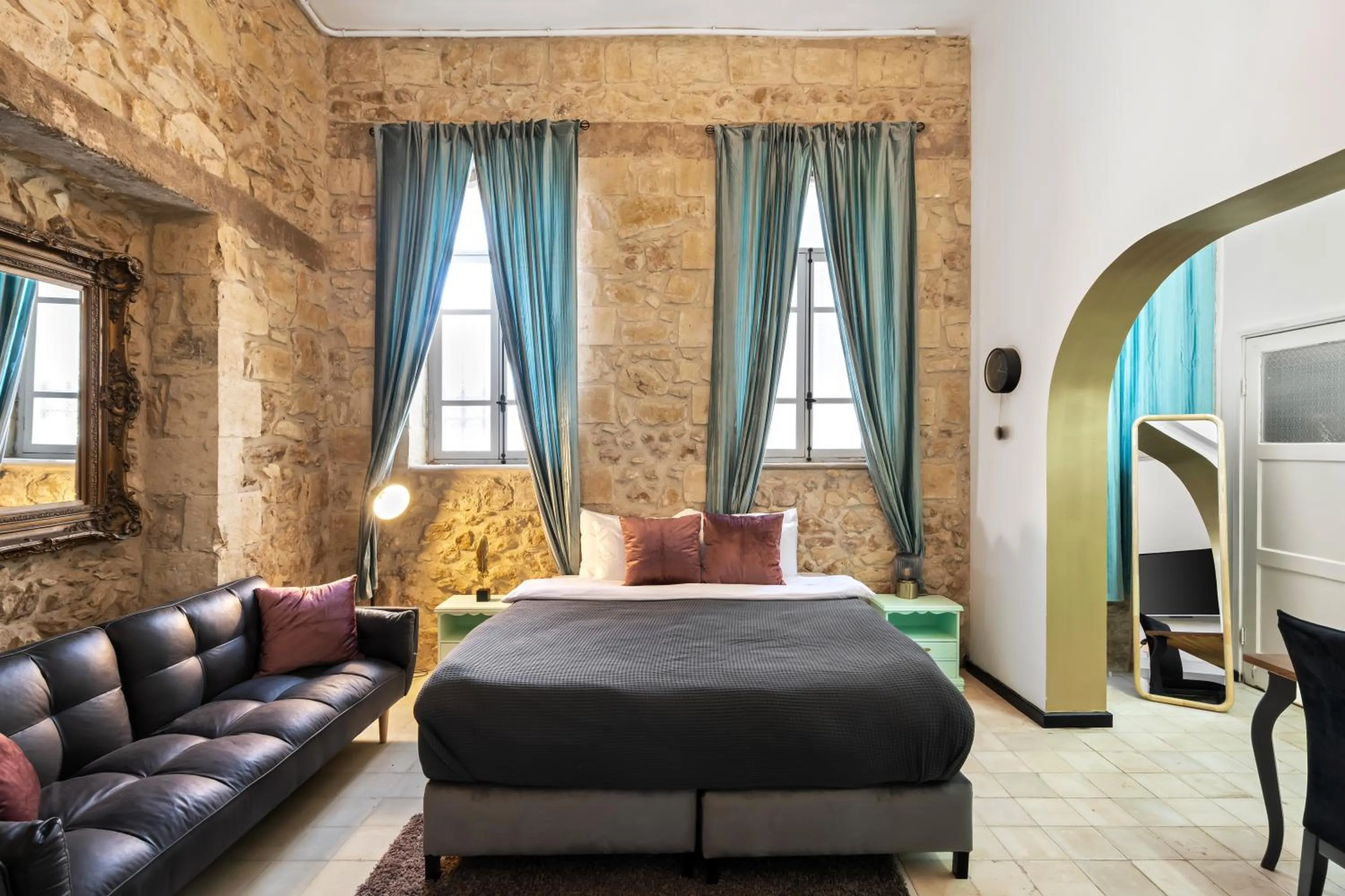 TV and multimedia, Bed in Helios Boutique by La Finca Hotels
