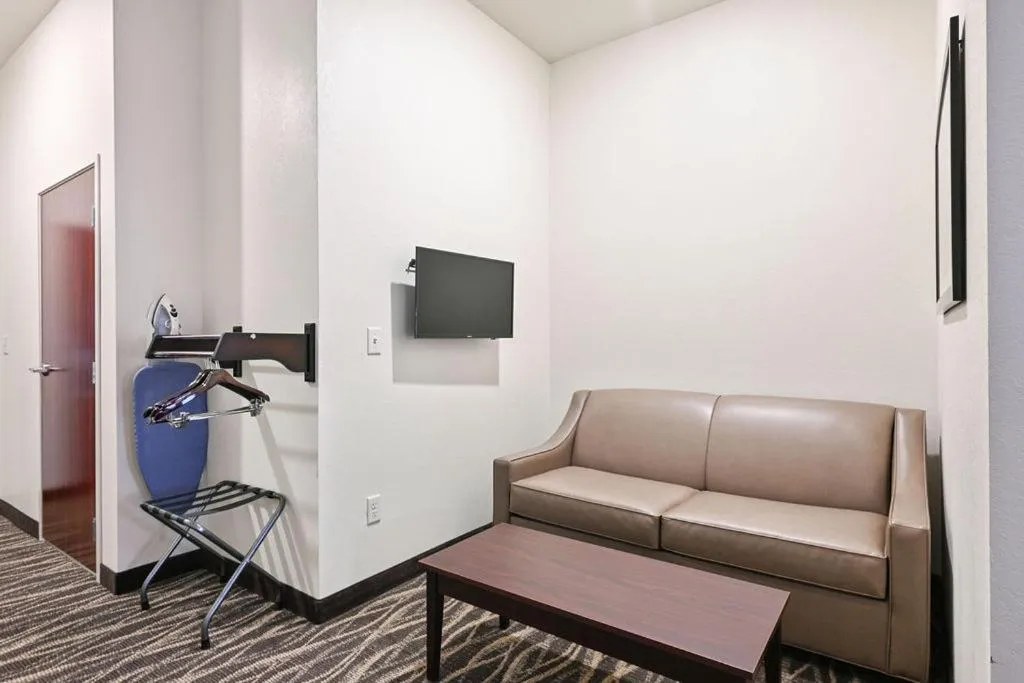 Bedroom in Cobblestone Hotel & Suites - Mosinee