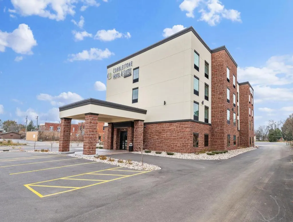 Property building in Cobblestone Hotel & Suites - Mosinee