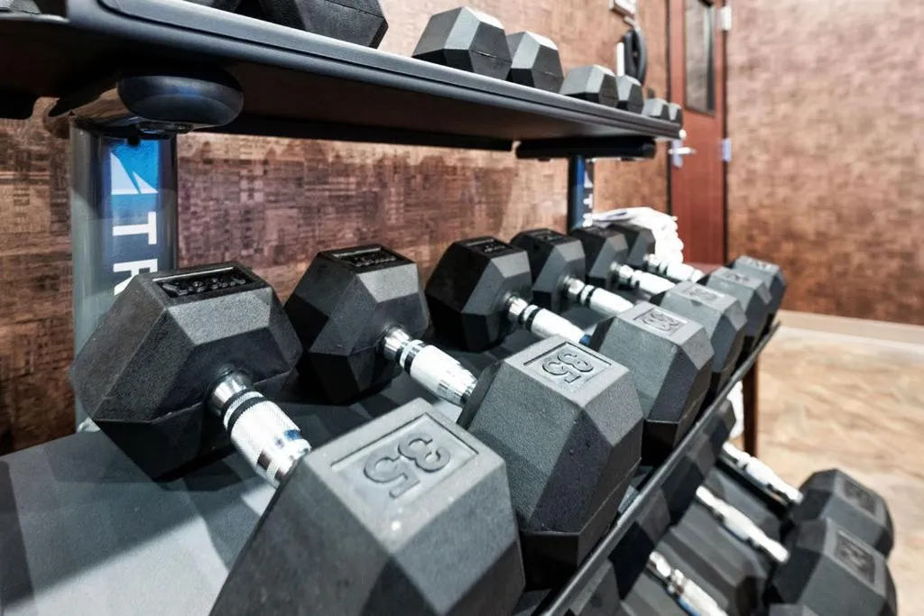 Fitness centre/facilities in Cobblestone Hotel & Suites - Mosinee