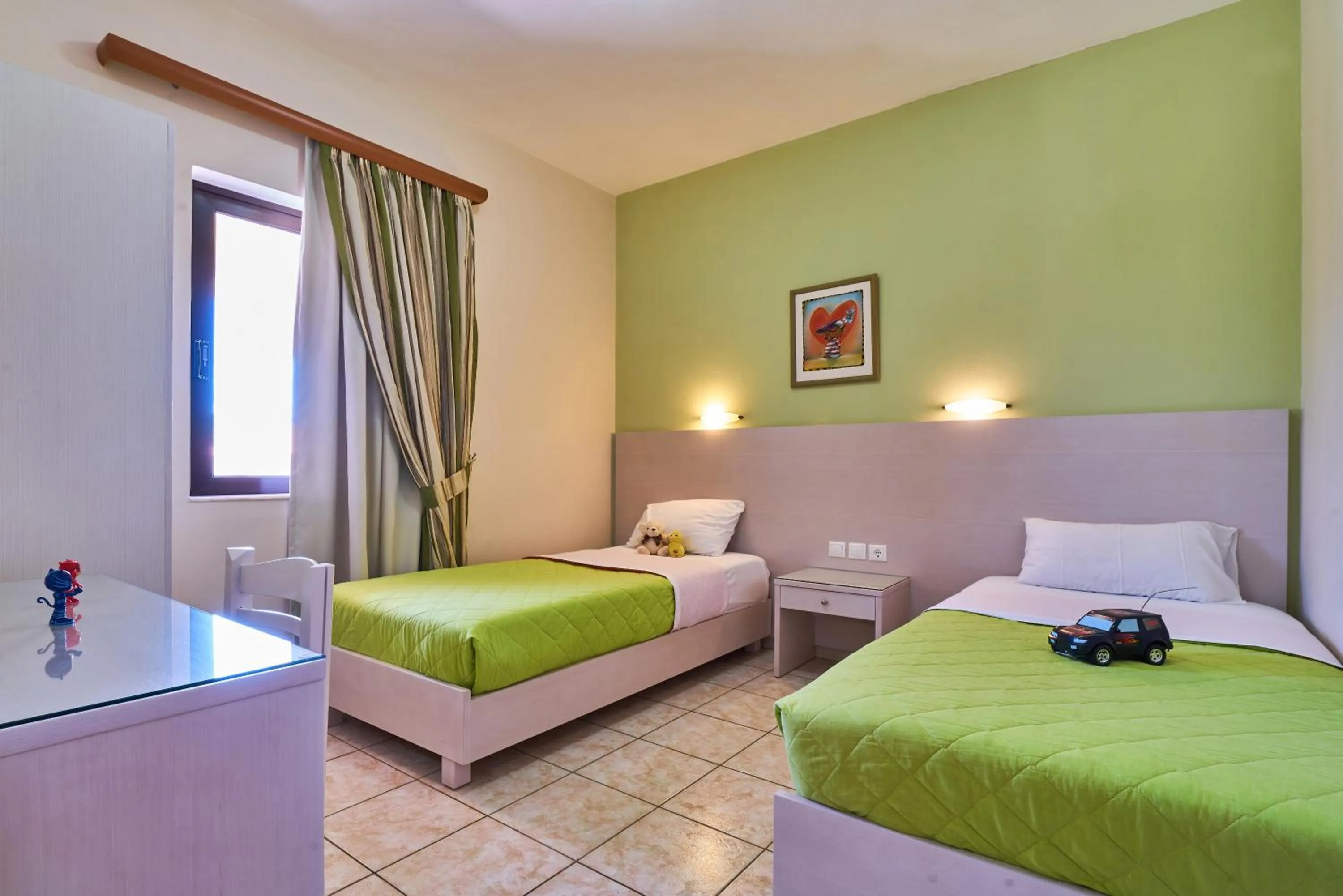 Bedroom, Bed in Nanakis Beach Apartments