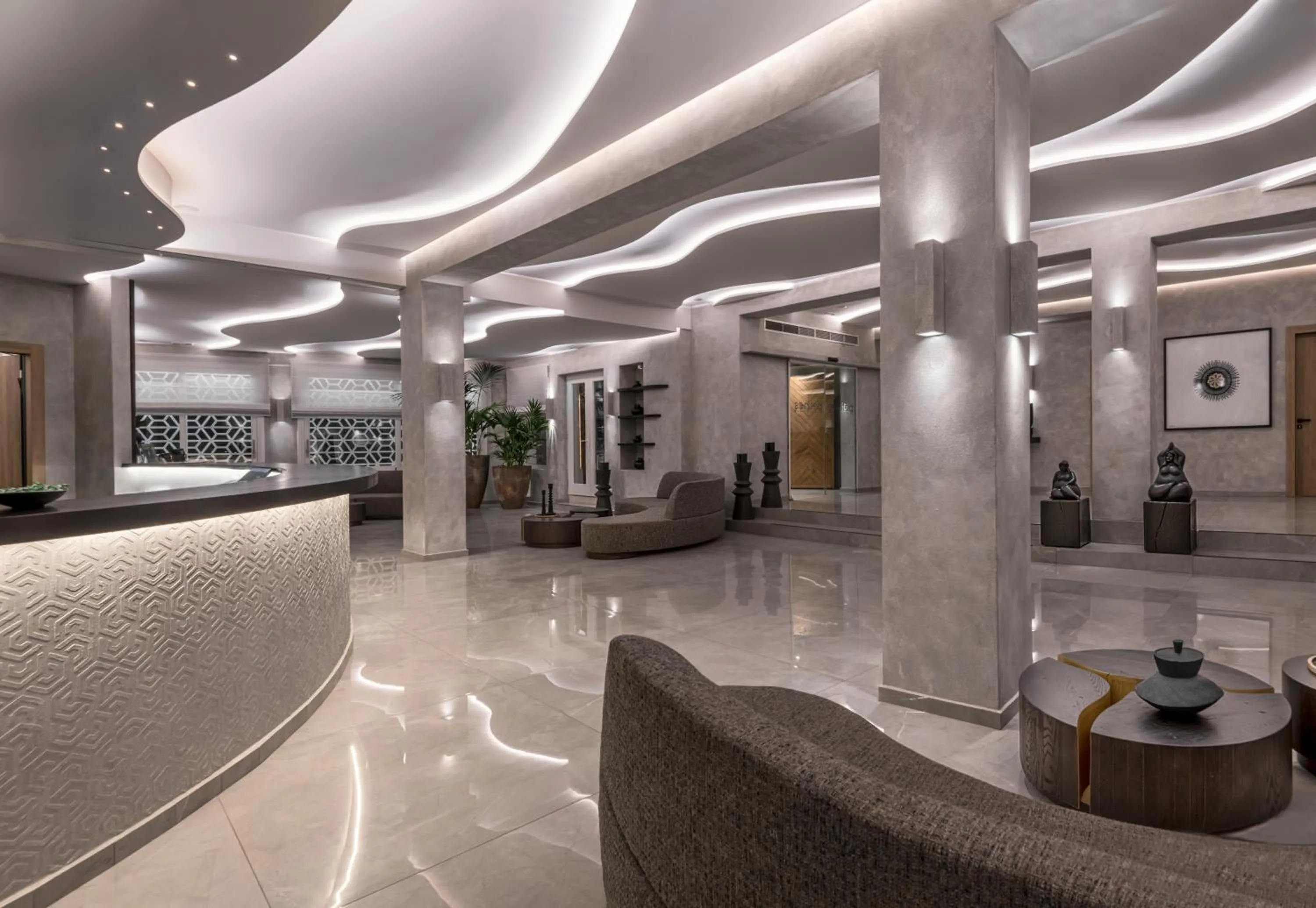 Lobby or reception in Petinos Hotel