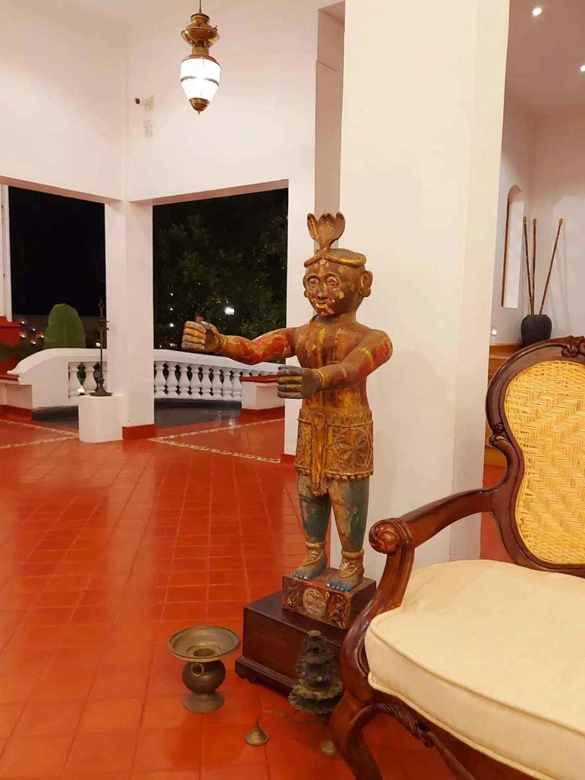 People in Marari Beach Bungalow Resort Alleppey