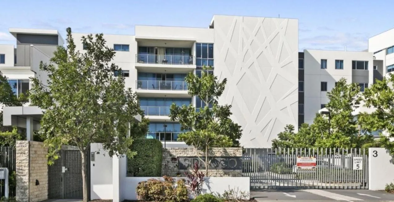 Property building in Harbour Quays Apartments