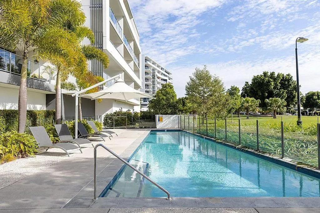 Swimming pool in Harbour Quays Apartments