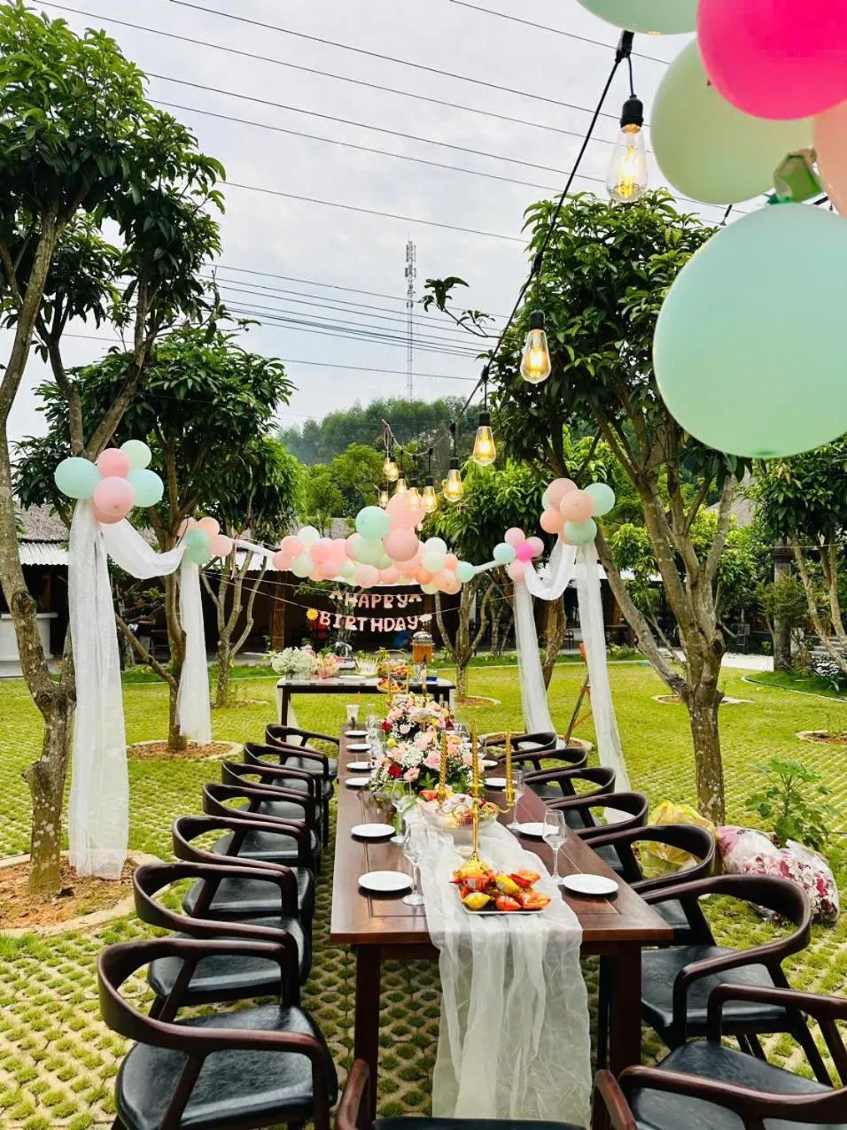 TRA LINH HOTEL & RESTAURANTs