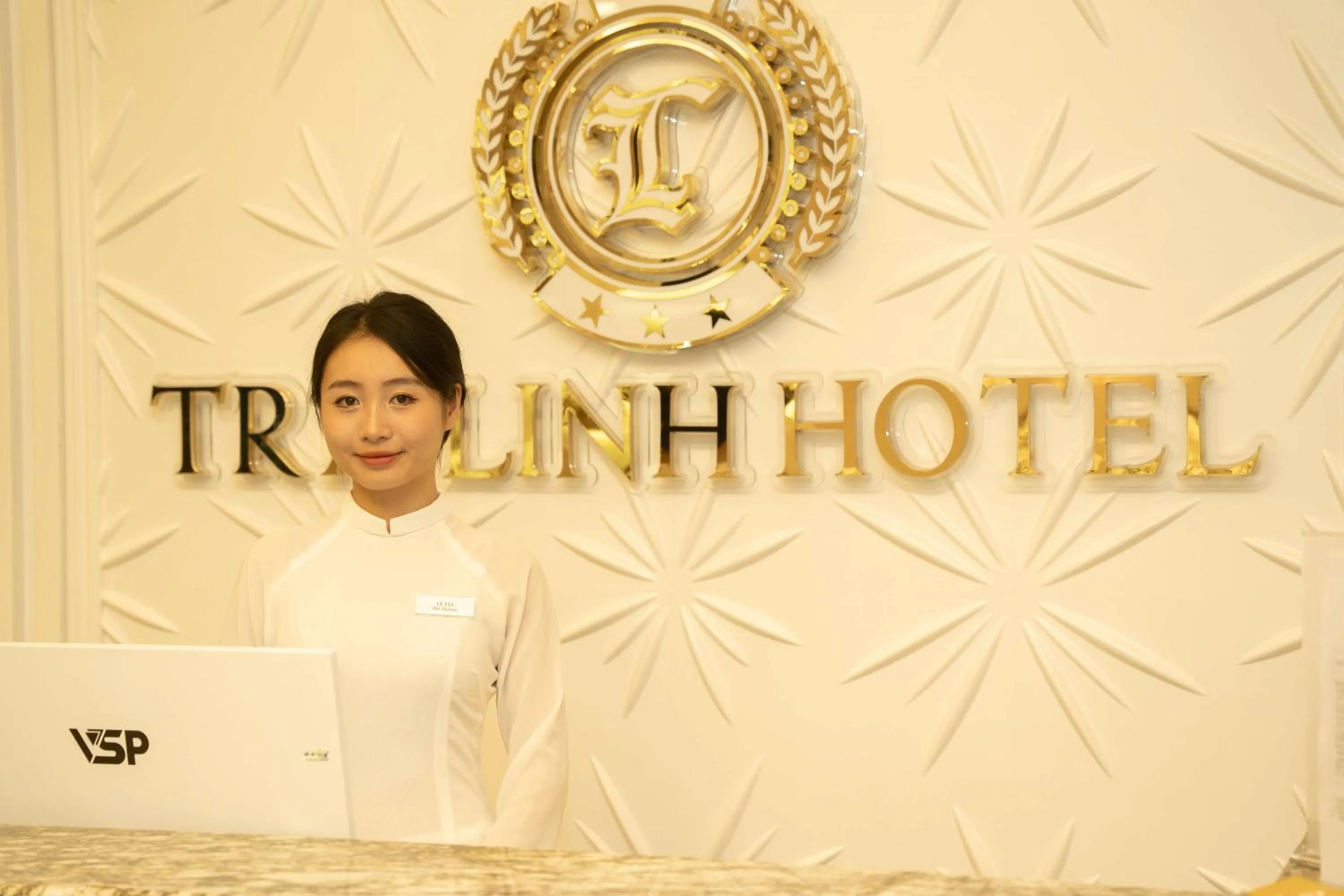 Lobby or reception in TRA LINH HOTEL & RESTAURANTs