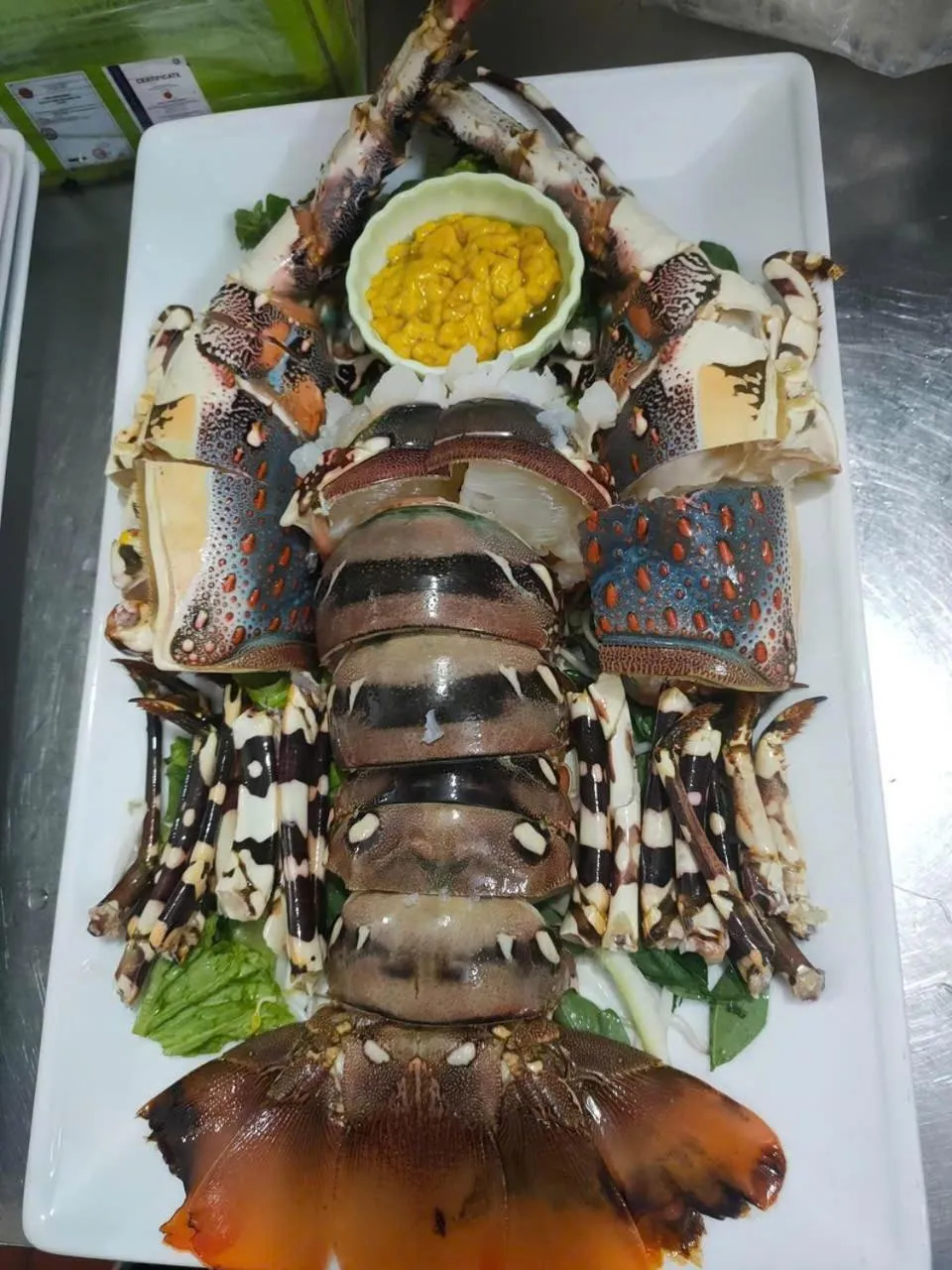 TRA LINH HOTEL & RESTAURANTs