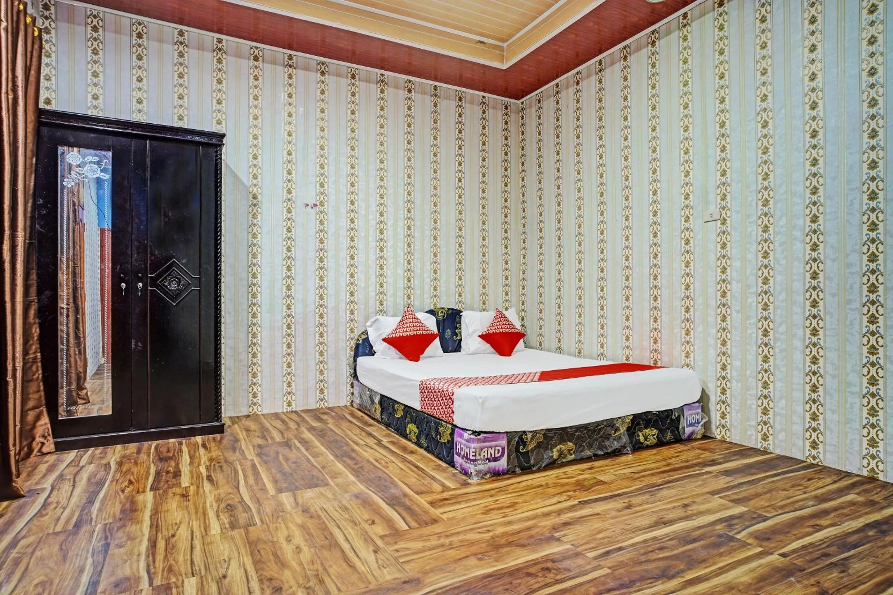 Bedroom, Bed in Hotel O Taman Wisata Iman Ii Near Taman Wisata Iman Sitinjo