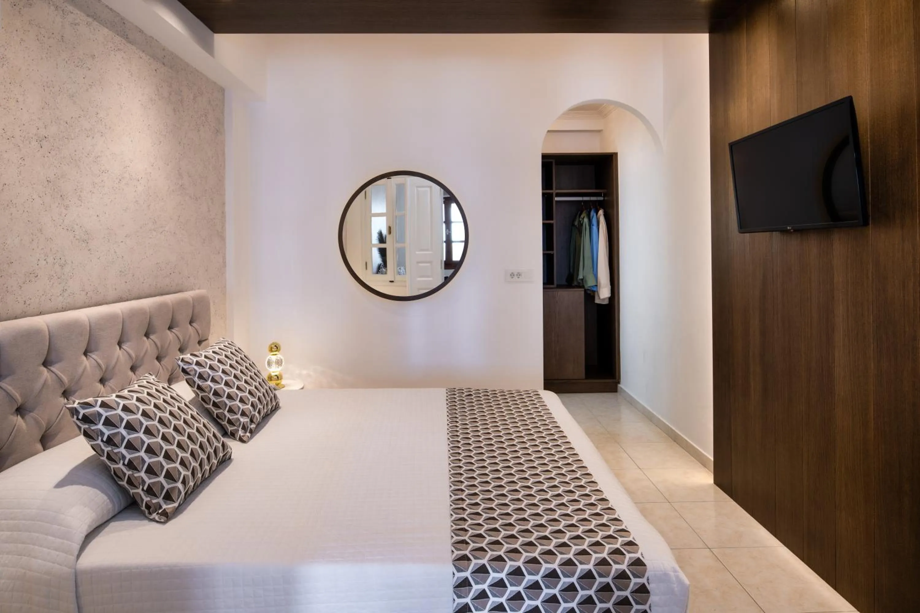 TV and multimedia, Bed in Astir Thira Hotel