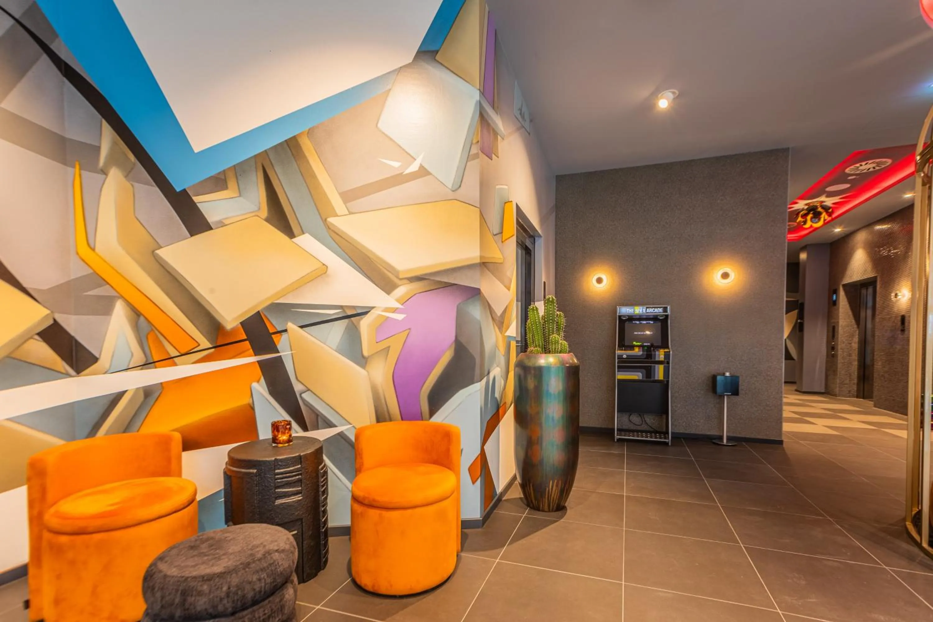 Lobby or reception in NYX Hotel Hamburg by Leonardo Hotels