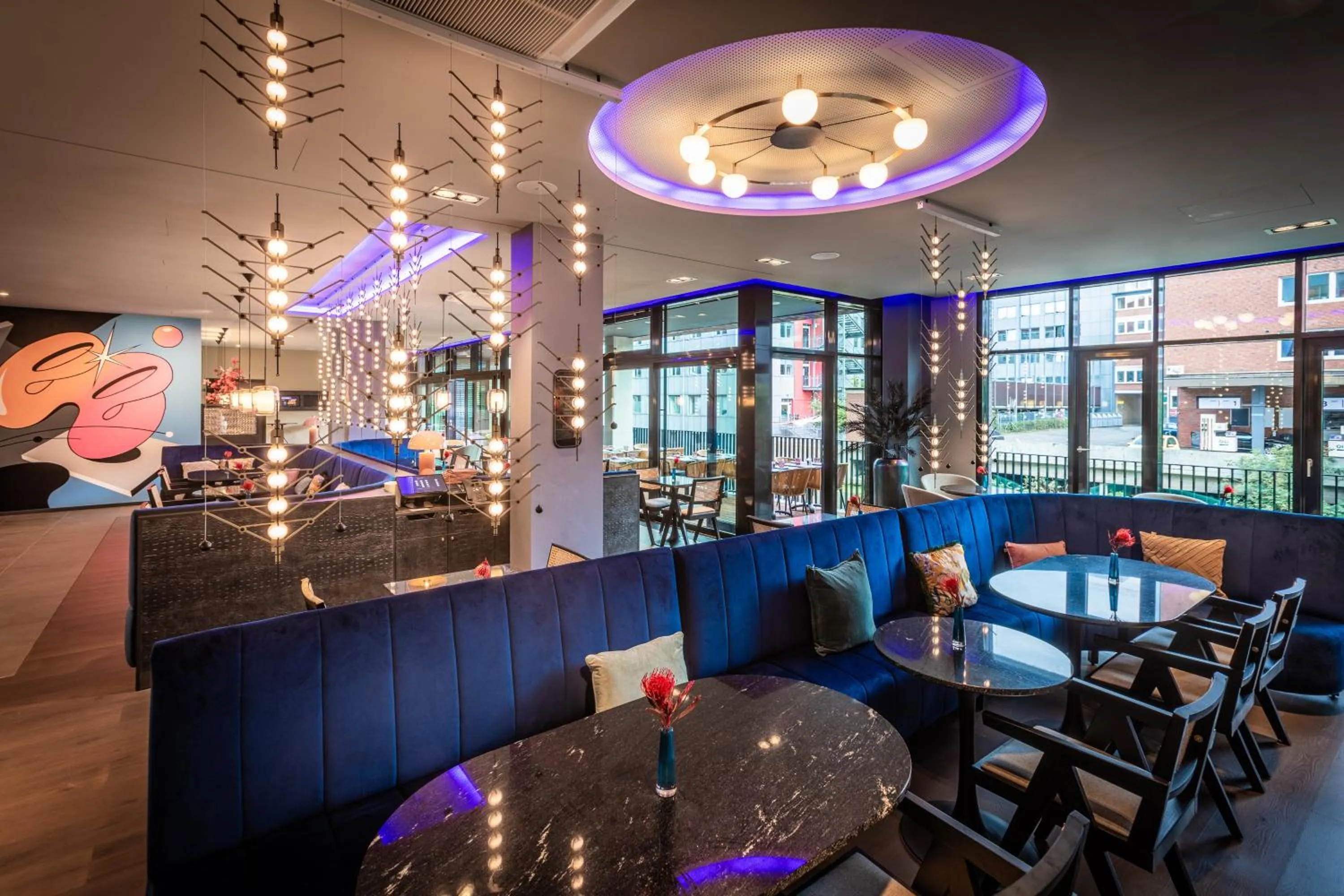 Restaurant/places to eat in NYX Hotel Hamburg by Leonardo Hotels