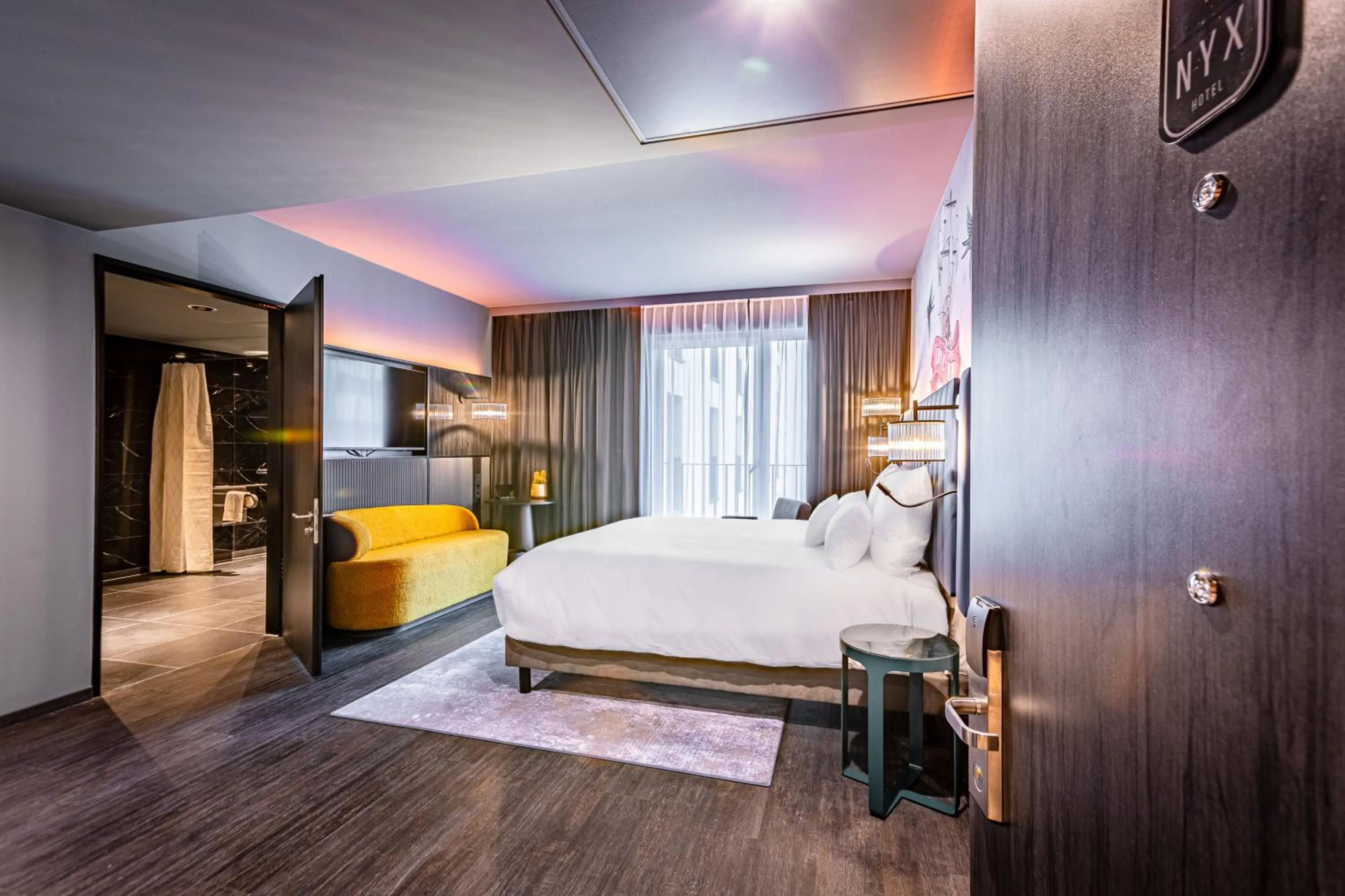Photo of the whole room, Bed in NYX Hotel Hamburg by Leonardo Hotels