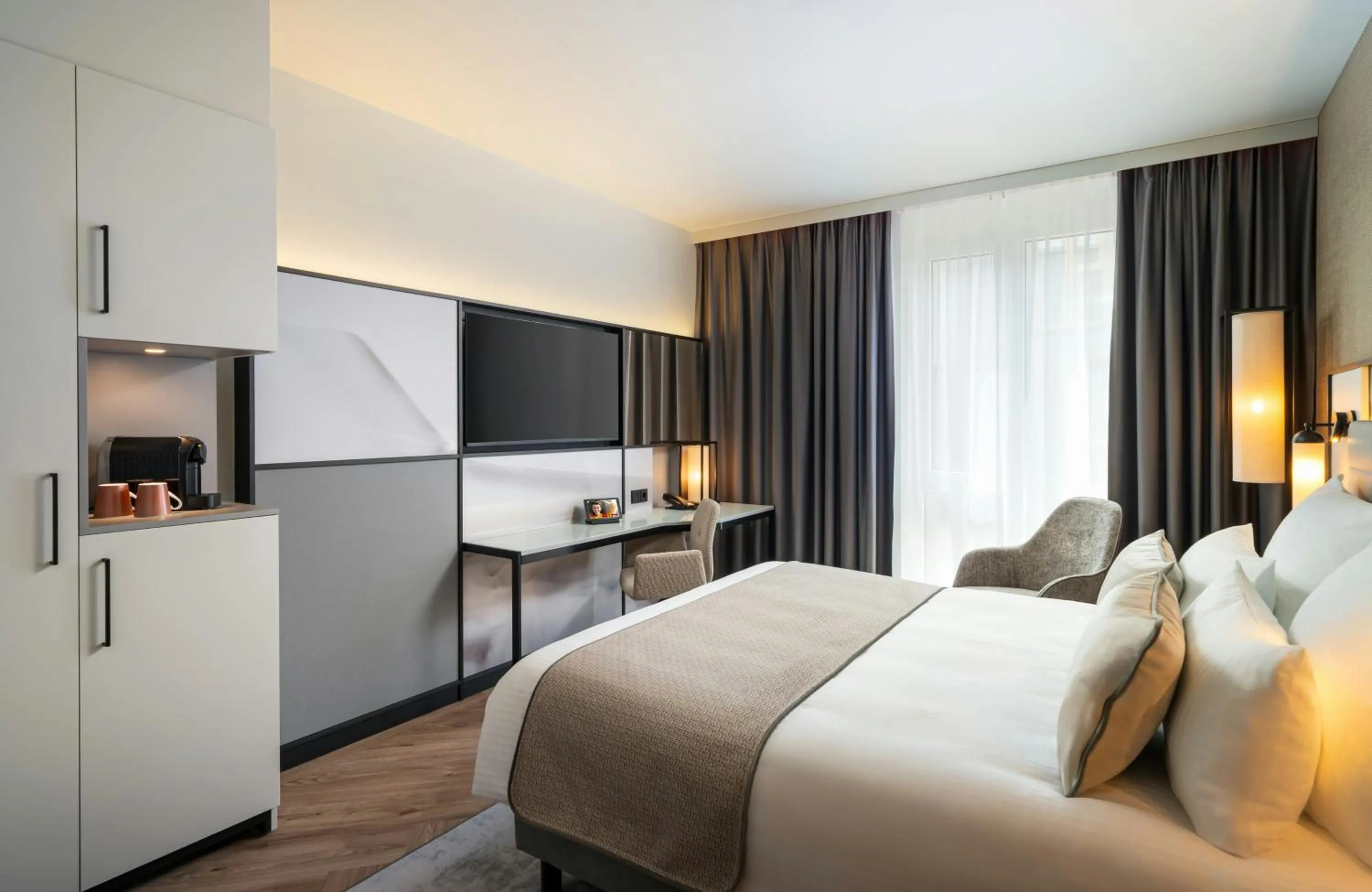 Photo of the whole room, Bed in Leonardo Royal Hotel Cologne Bonn Airport