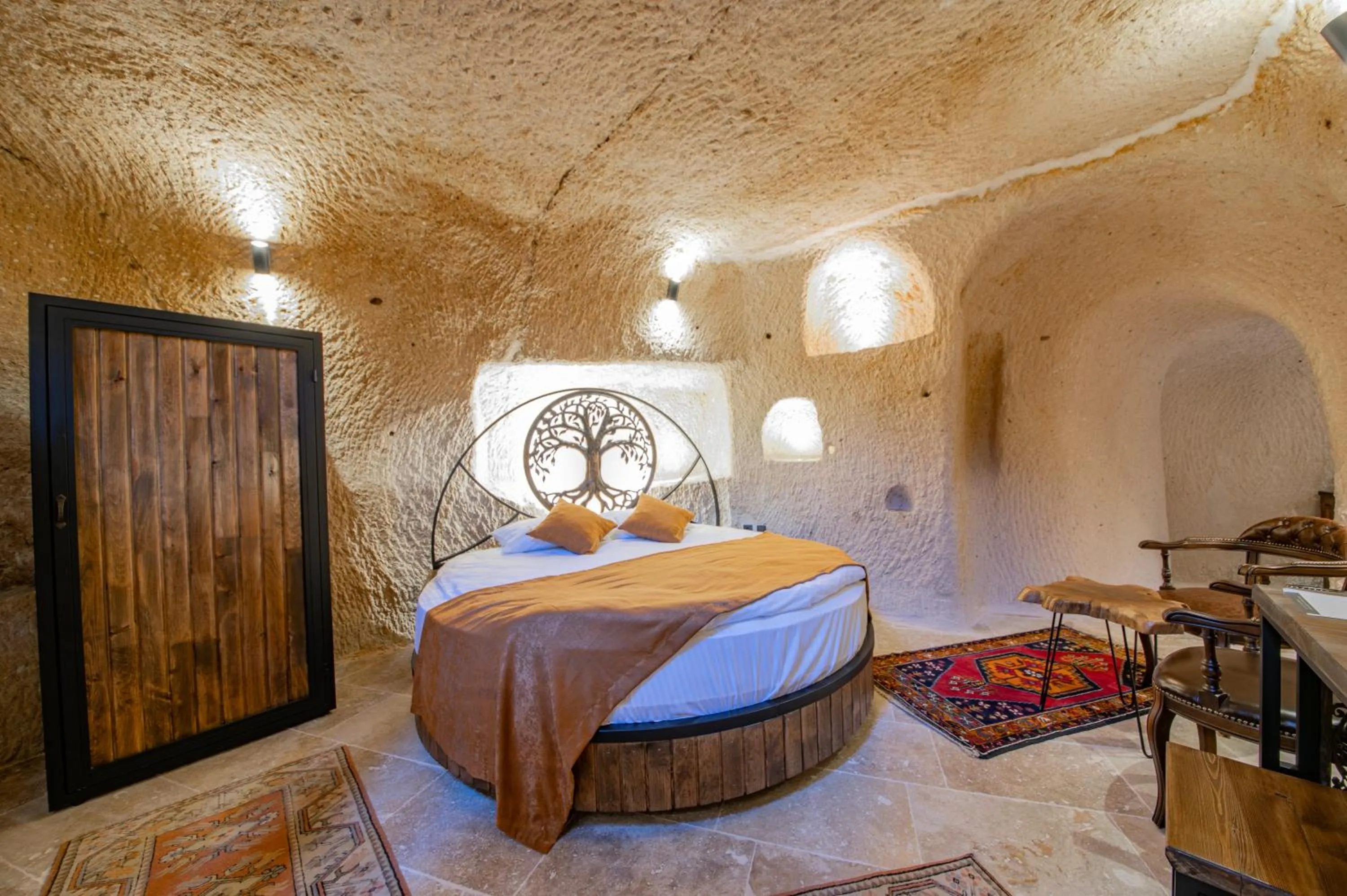 Bedroom, Bed in Ages in Cappadocia