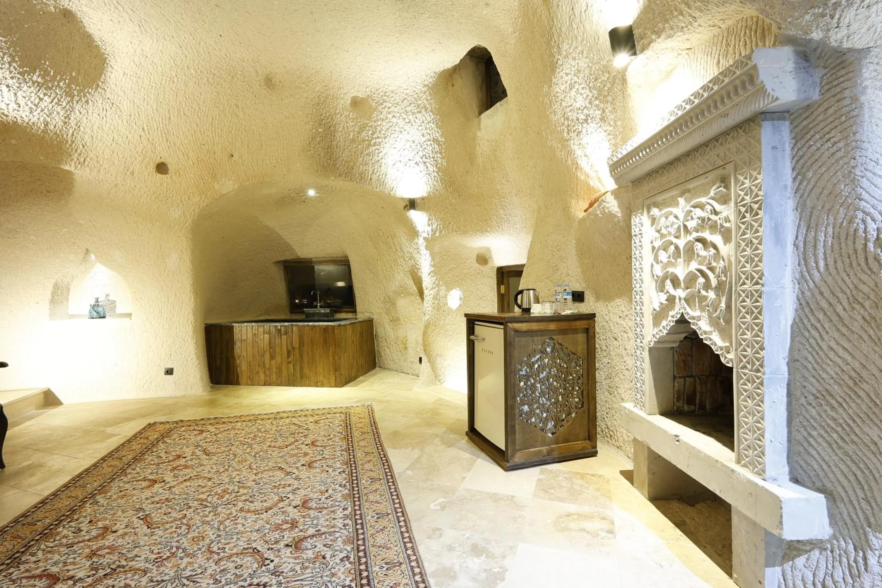 Photo of the whole room, Bed in Ages in Cappadocia