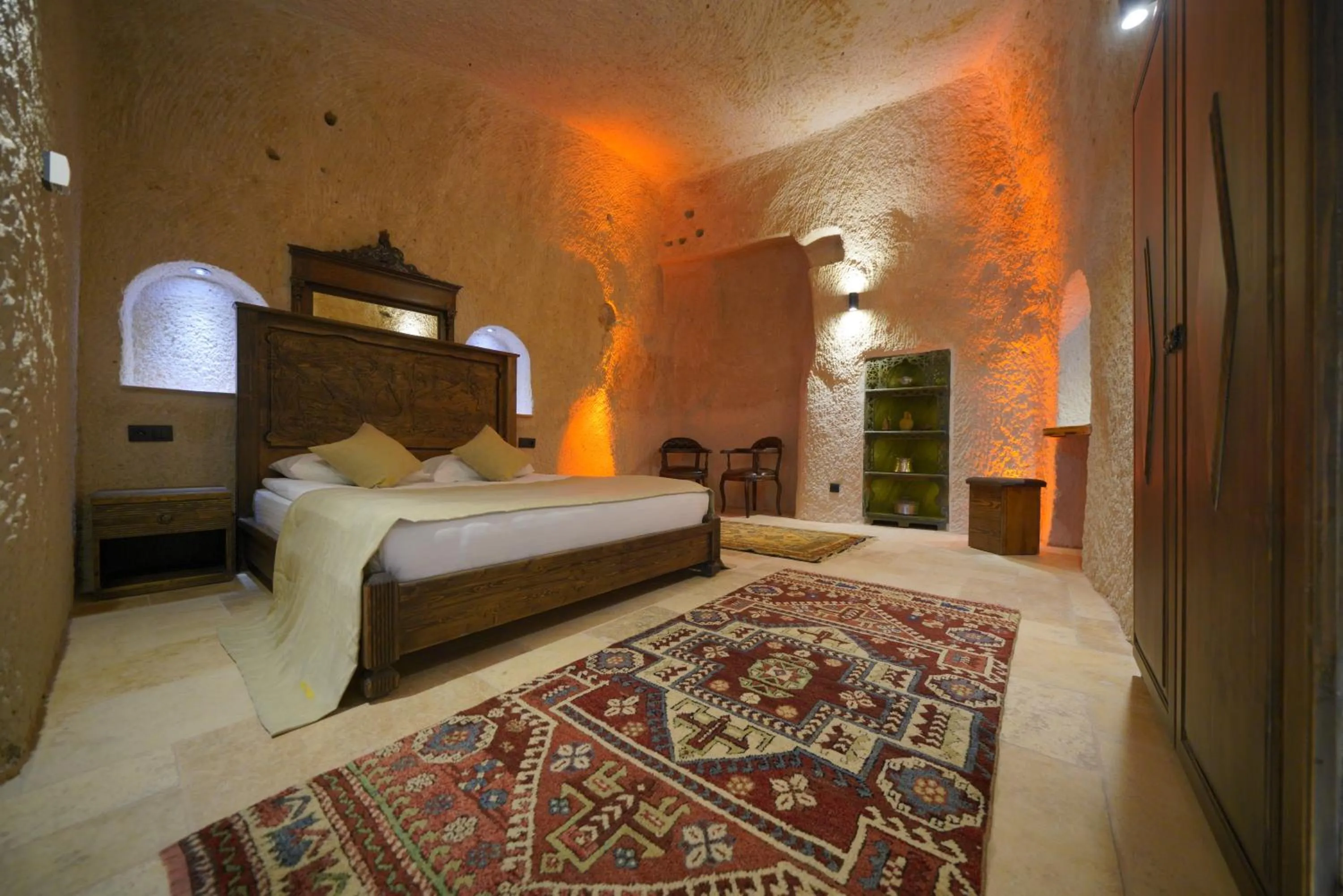 Photo of the whole room, Bed in Ages in Cappadocia