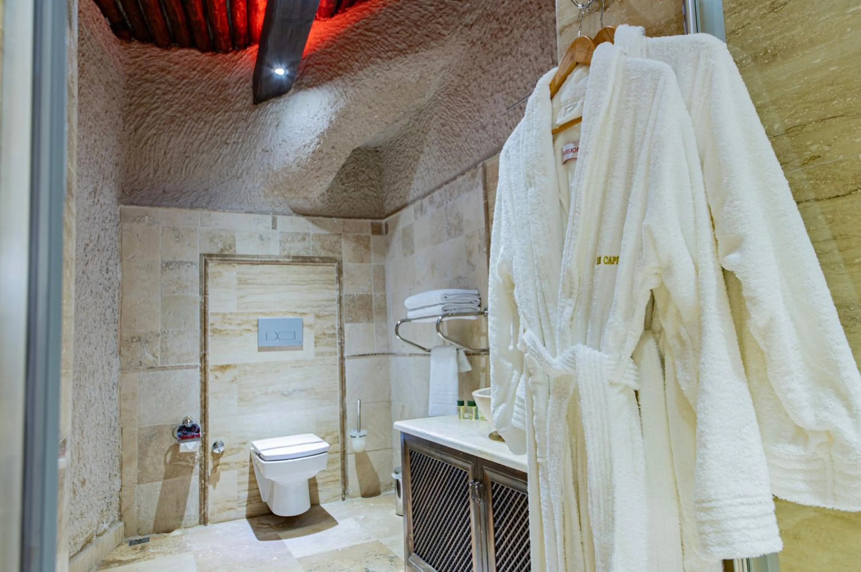 Shower in Ages in Cappadocia