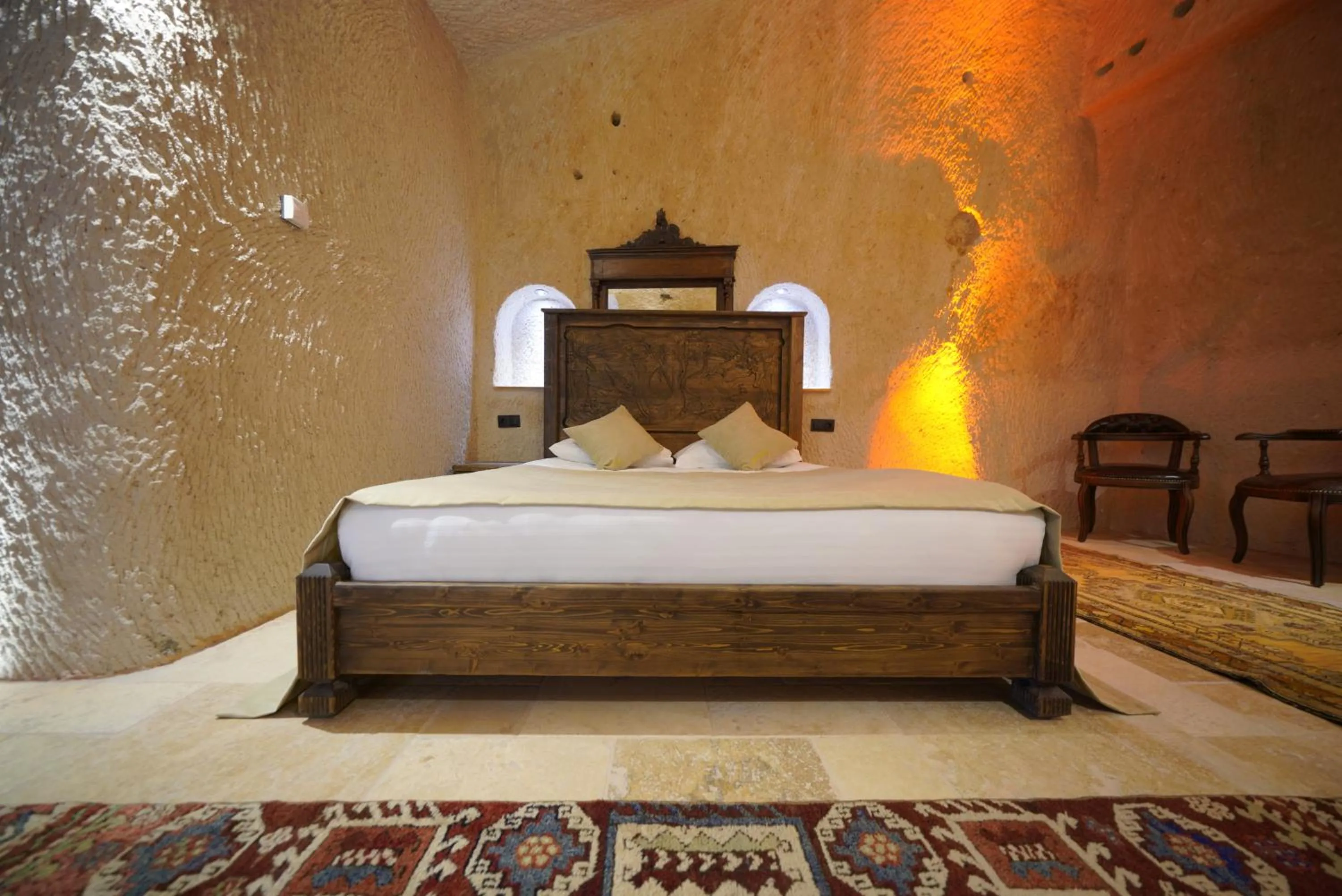 Bedroom, Bed in Ages in Cappadocia