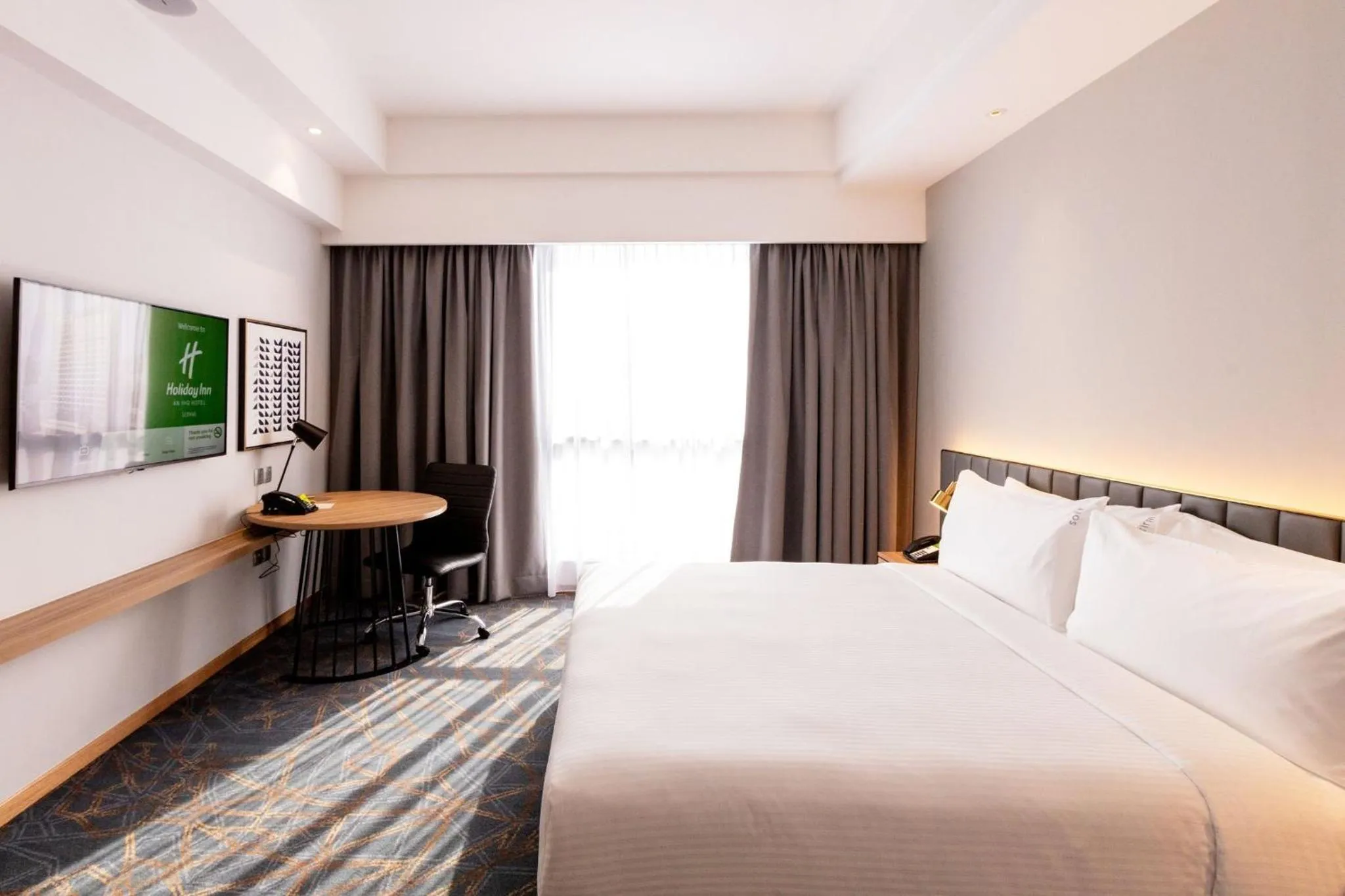 Photo of the whole room, Bed in Holiday Inn Sepang - Airport