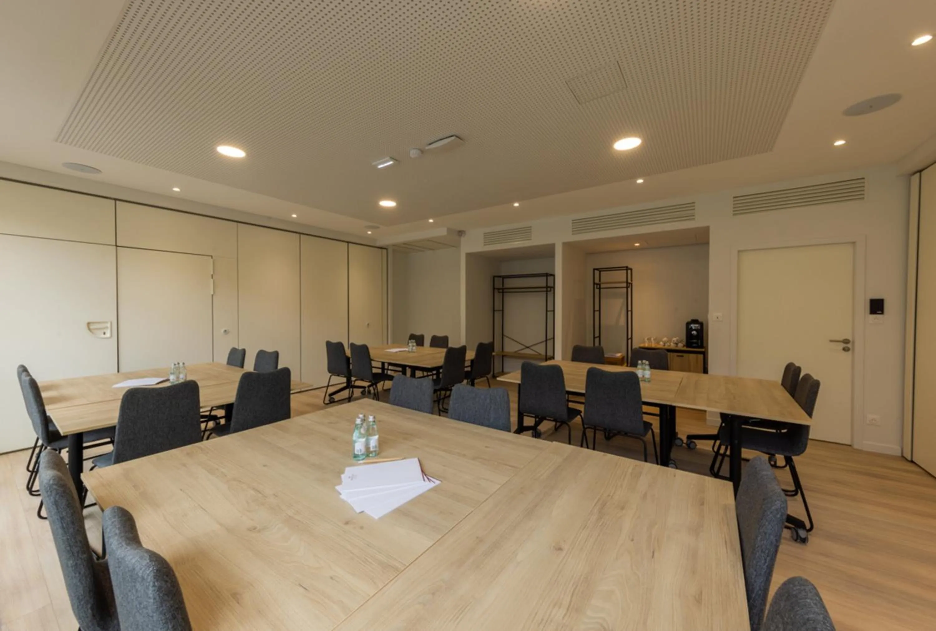 Meeting/conference room in Crowne Plaza - Marseille Le Dôme