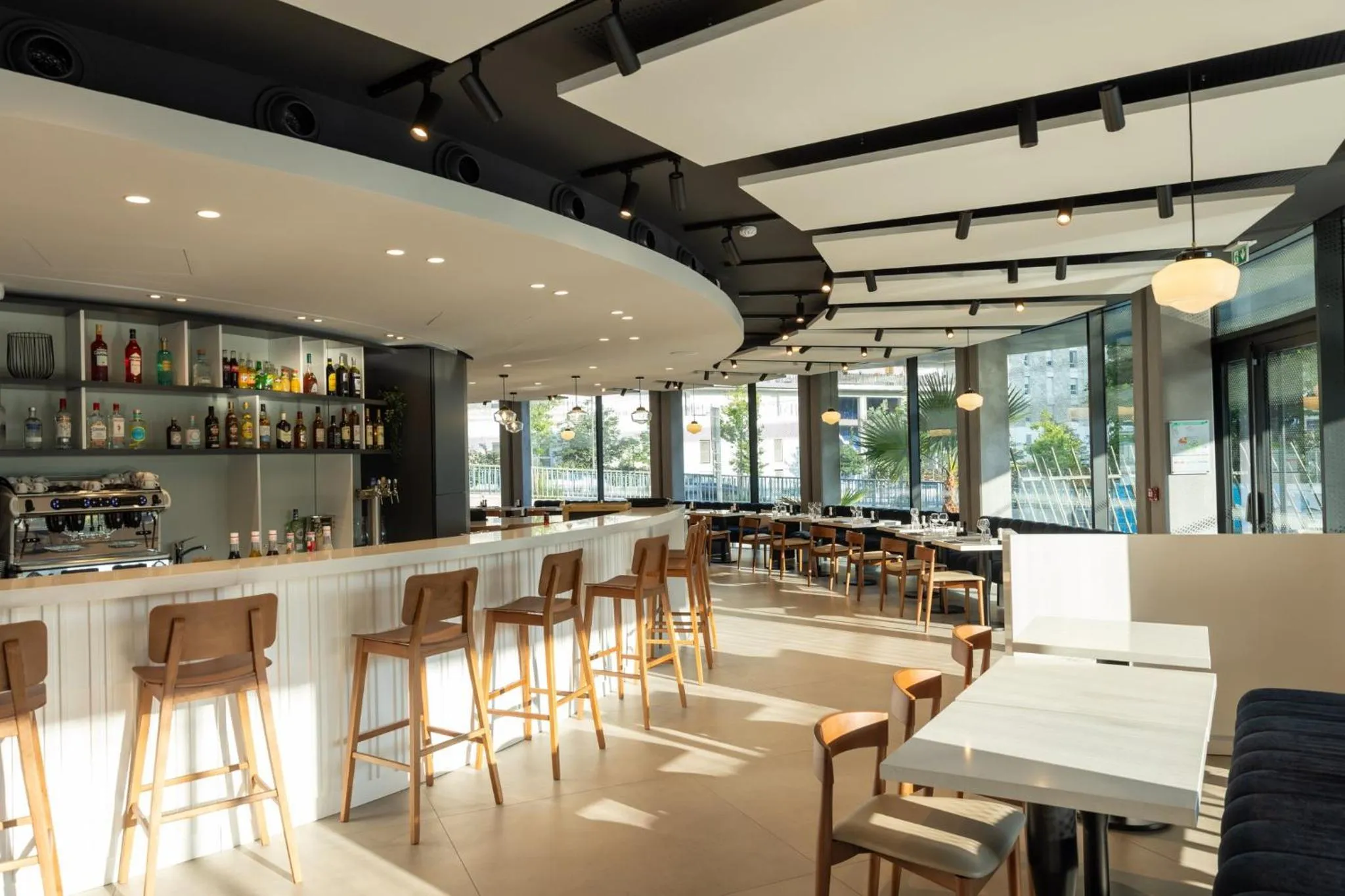 Restaurant/places to eat in Crowne Plaza - Marseille Le Dôme