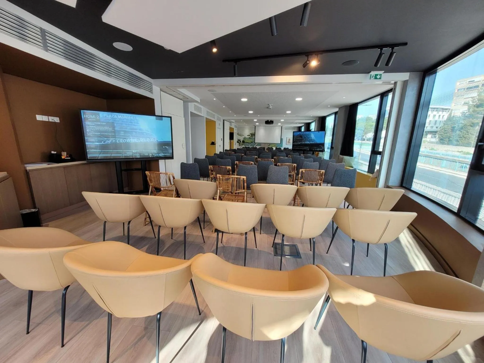 Meeting/conference room in Crowne Plaza - Marseille Le Dôme