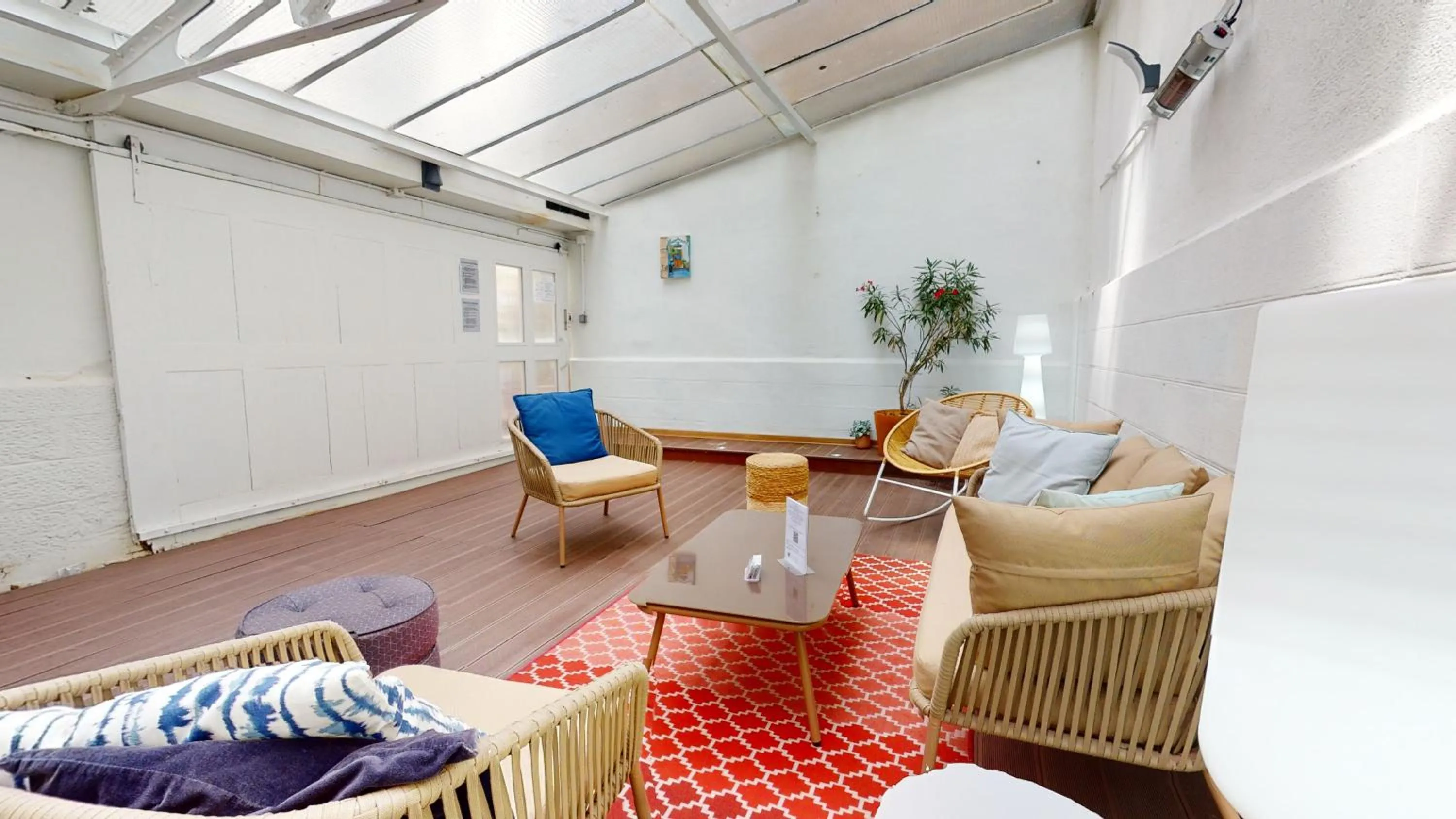 Living room in Appartements modernes avec véranda
