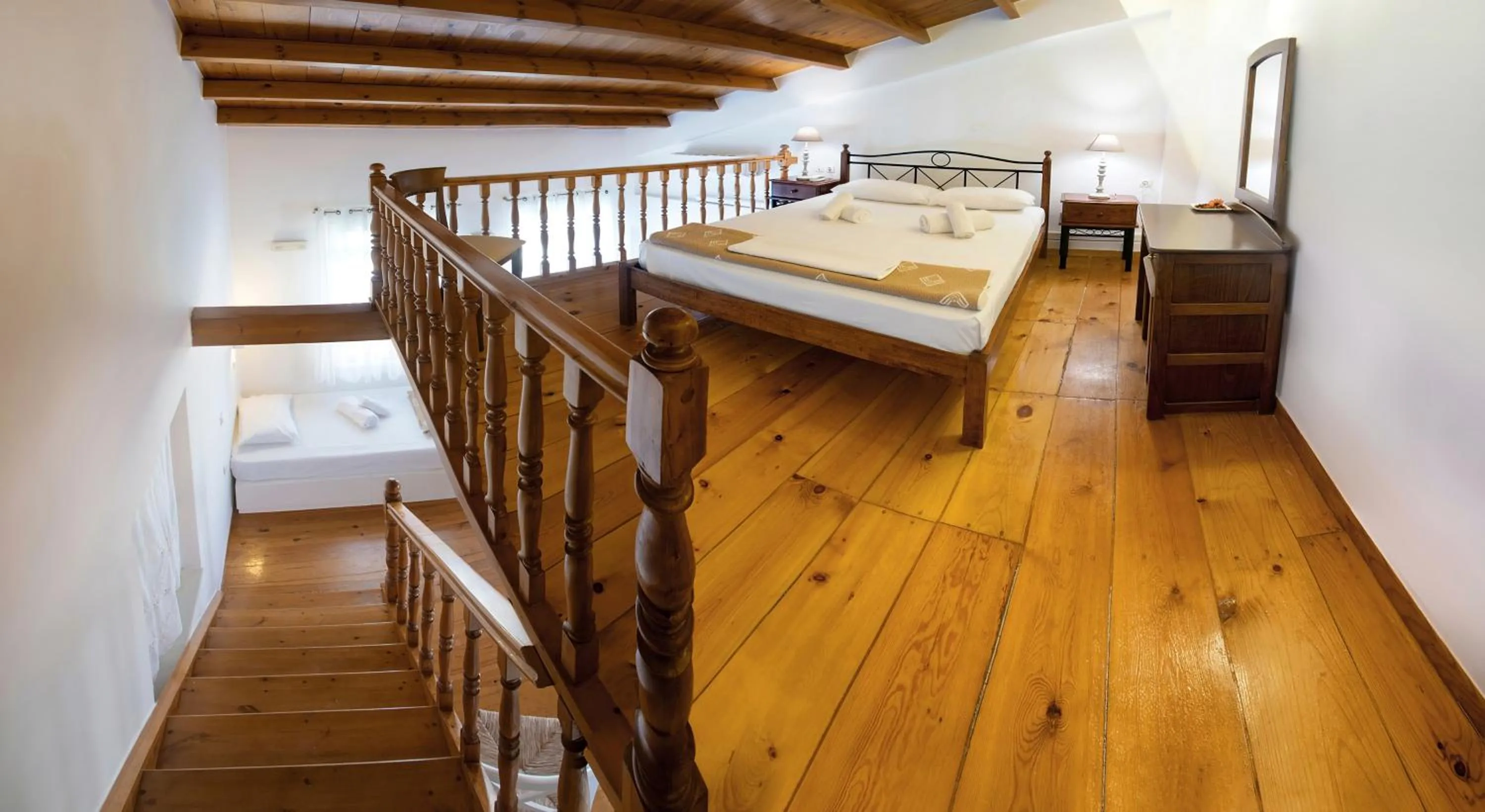 Bedroom, Bed in Ontas Traditional Hotel