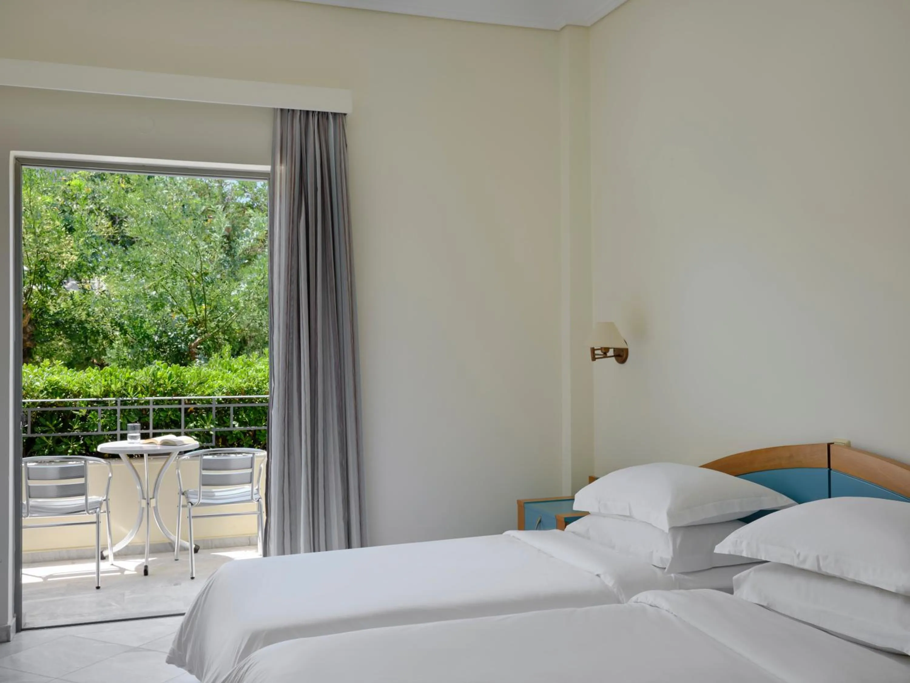 Bed in Atlantica Yakinthos