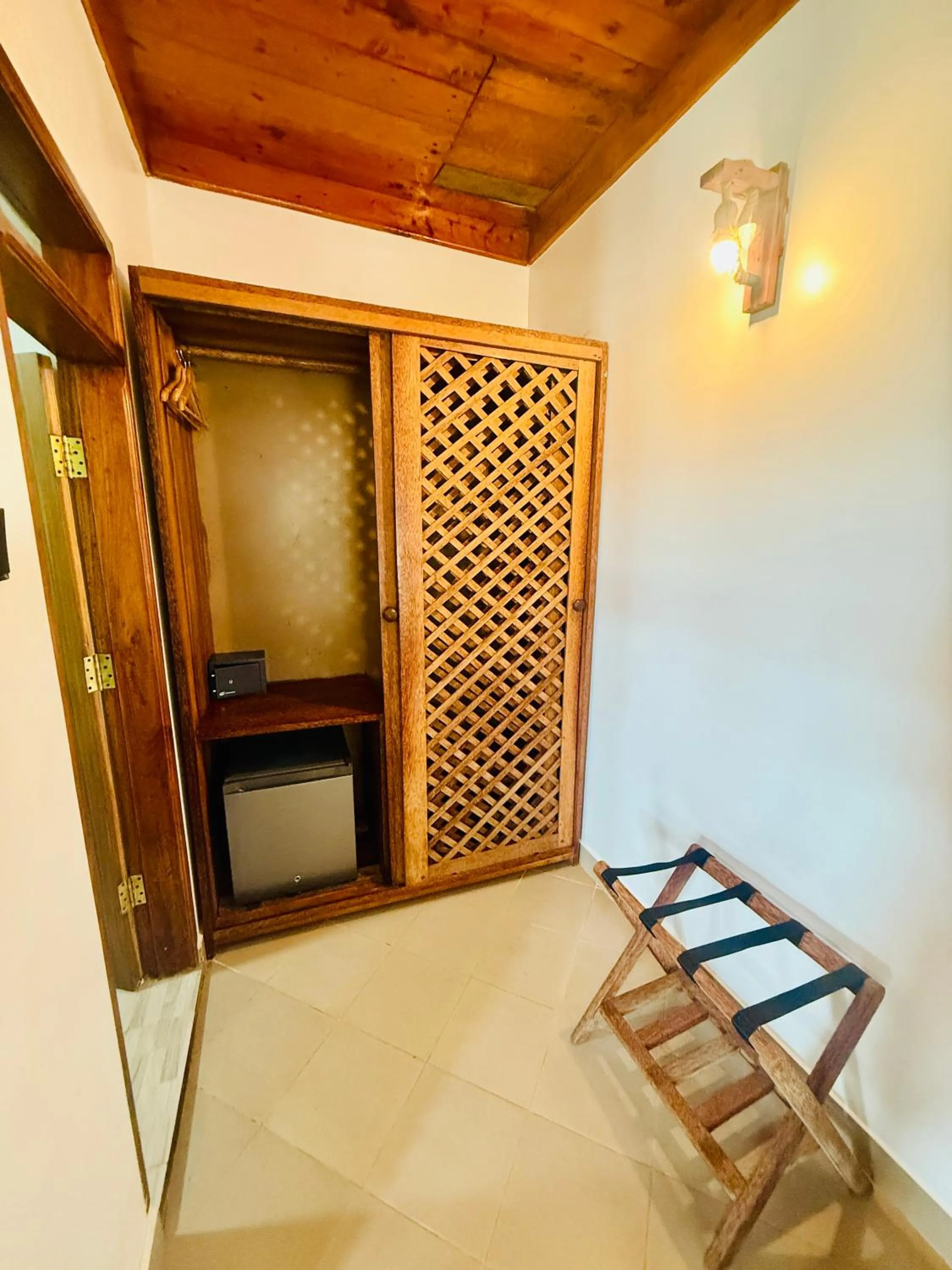Bedroom in Mambo Ocean Resort