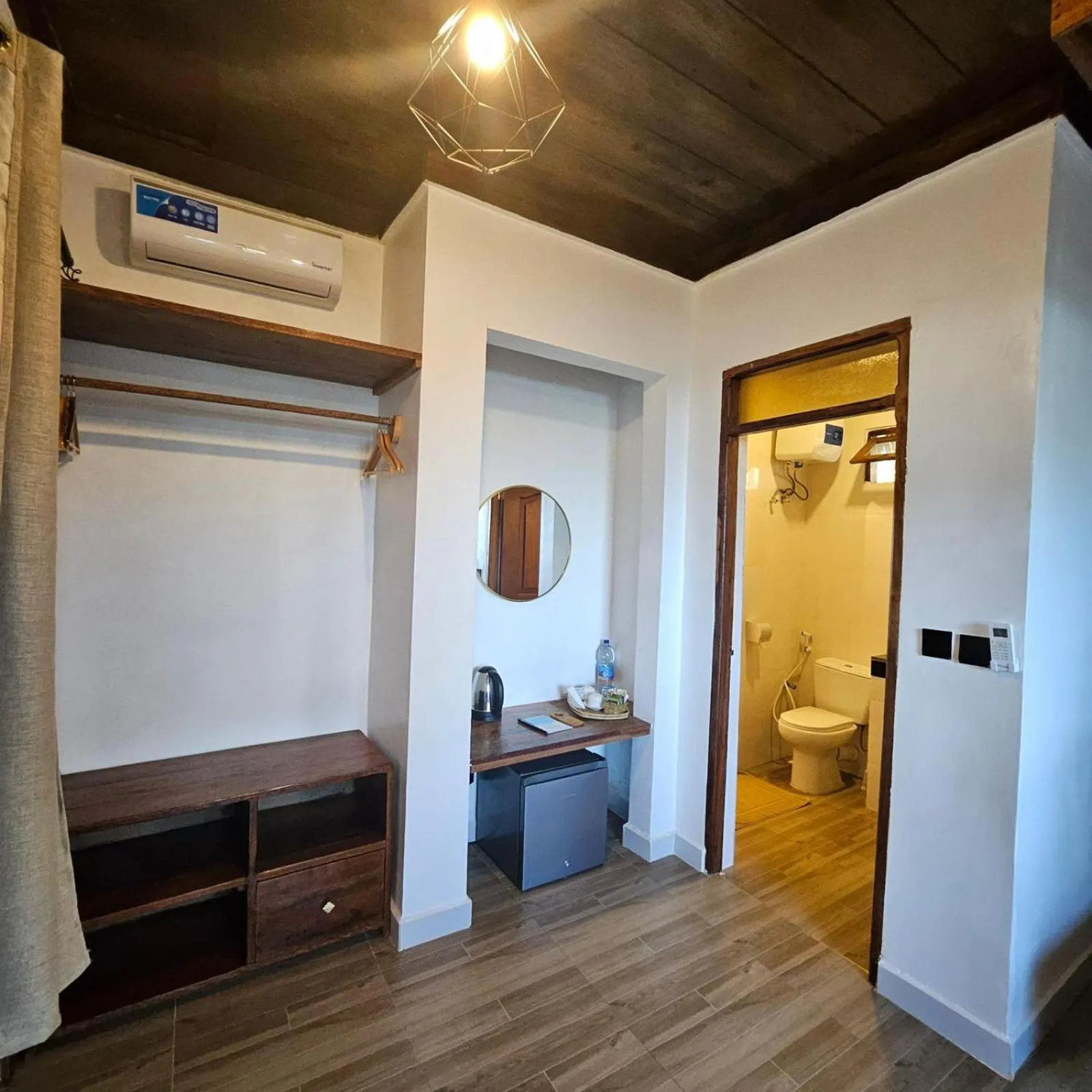 Bedroom in Mambo Ocean Resort