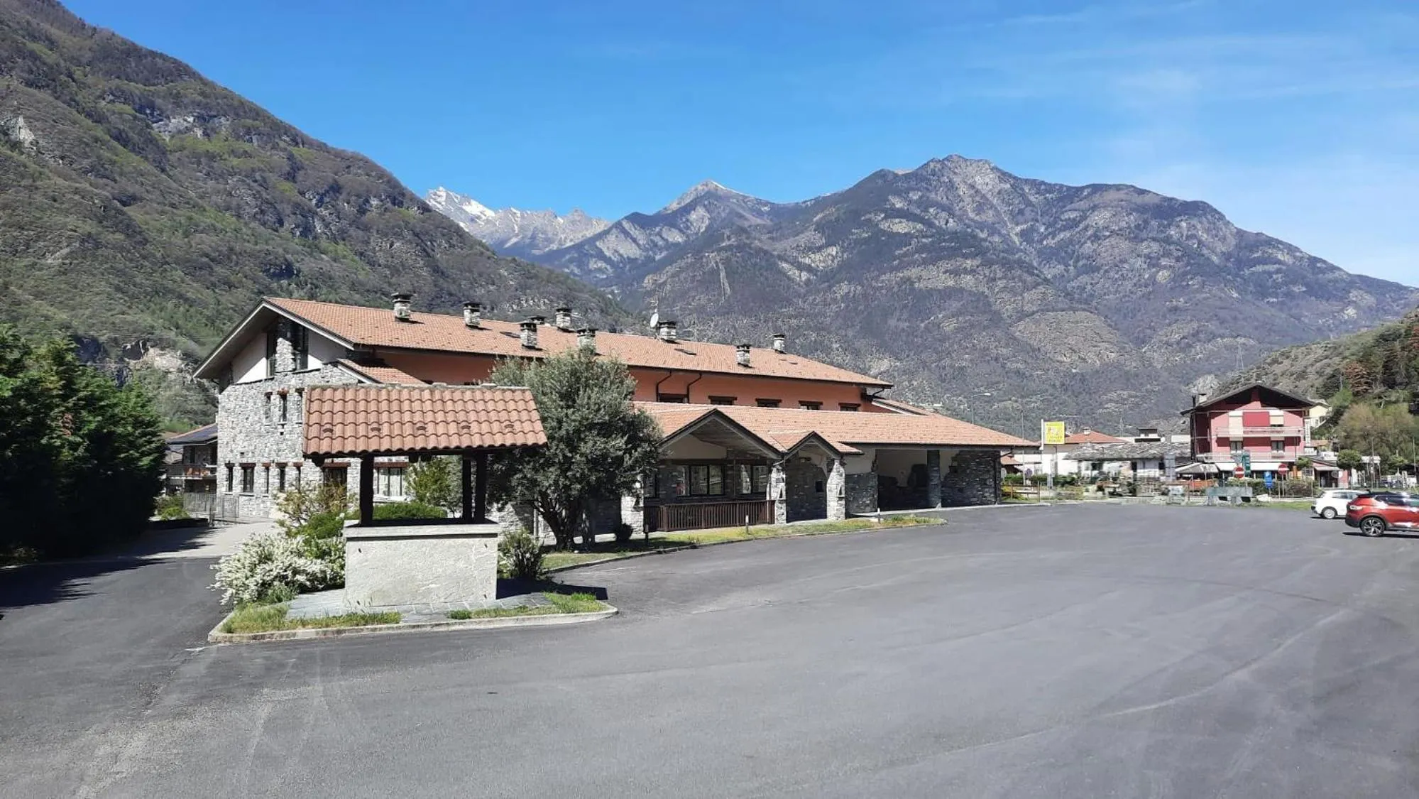 Property building in Essenza Hotel