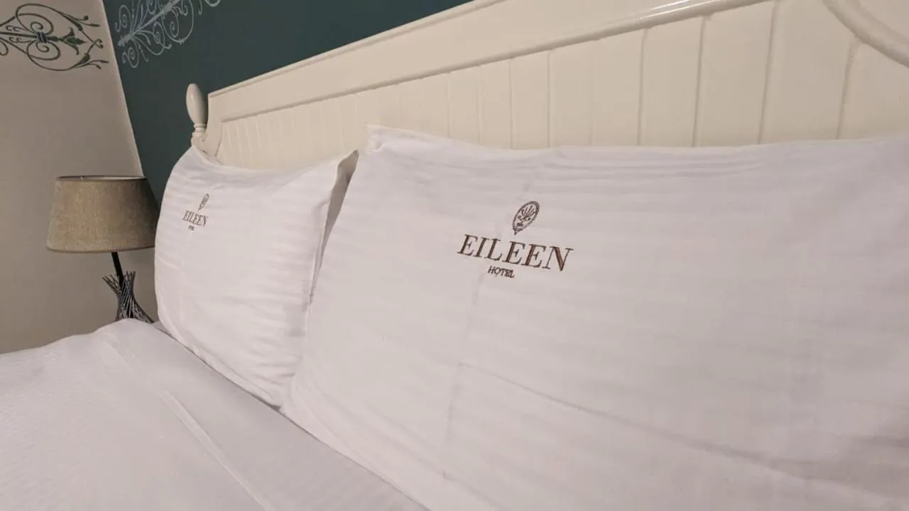 Bed in Eileen Hotel Cairo