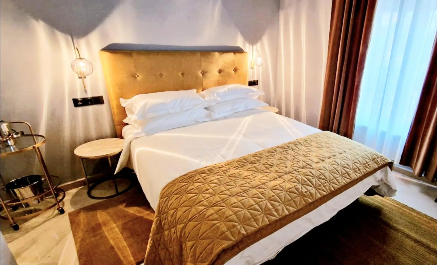 Bedroom, Bed in Boutique Suites