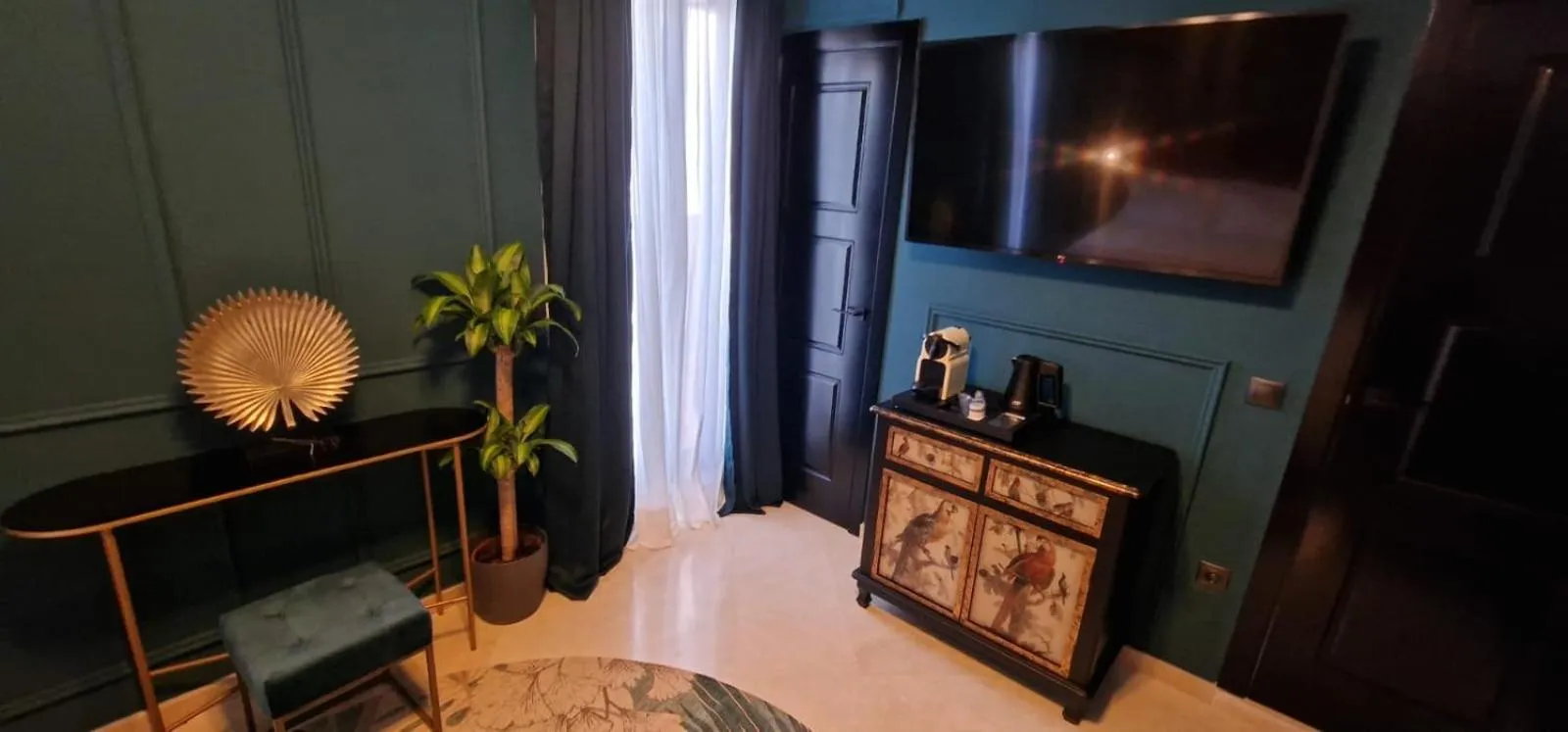 Decorative detail in Boutique Suites