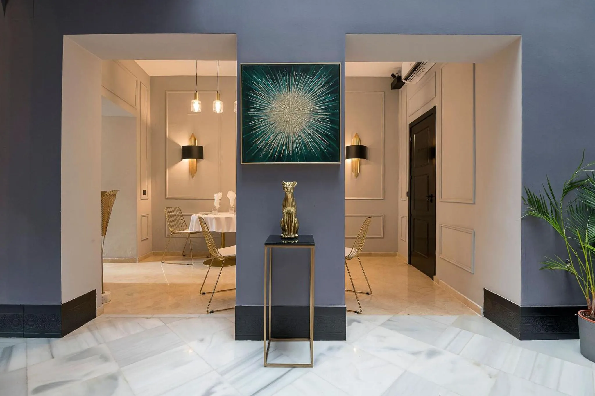 Breakfast in Boutique Suites