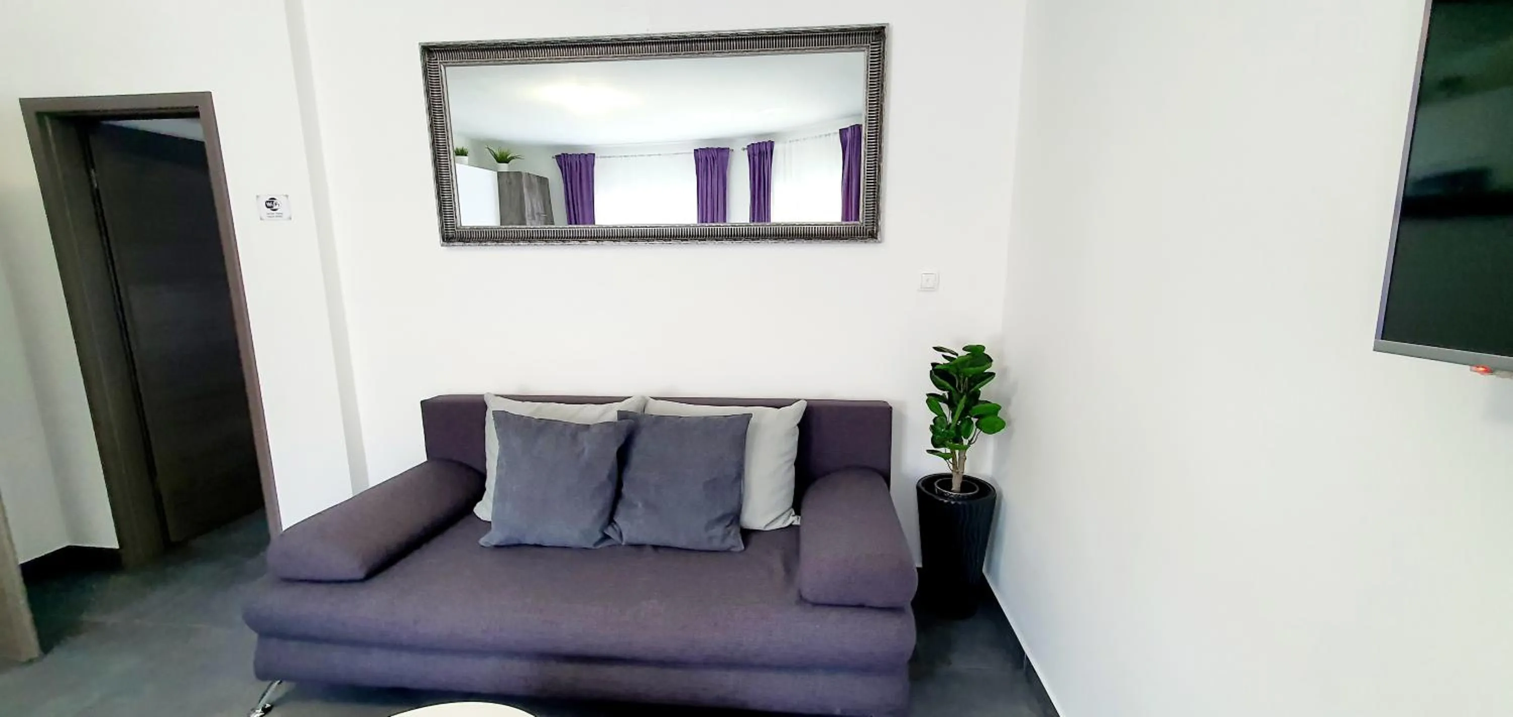 Living room in Blue Diamond ****