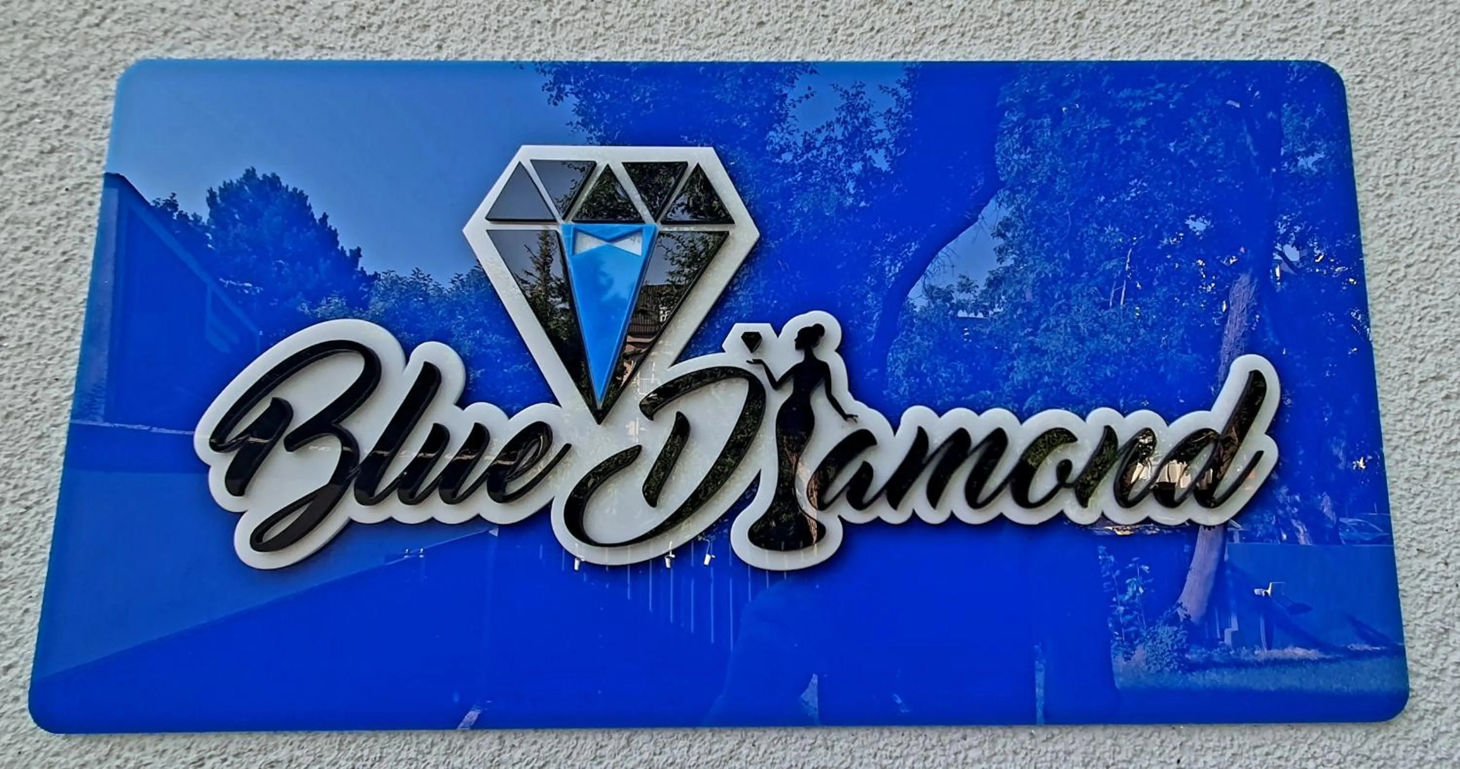 Blue Diamond ****
