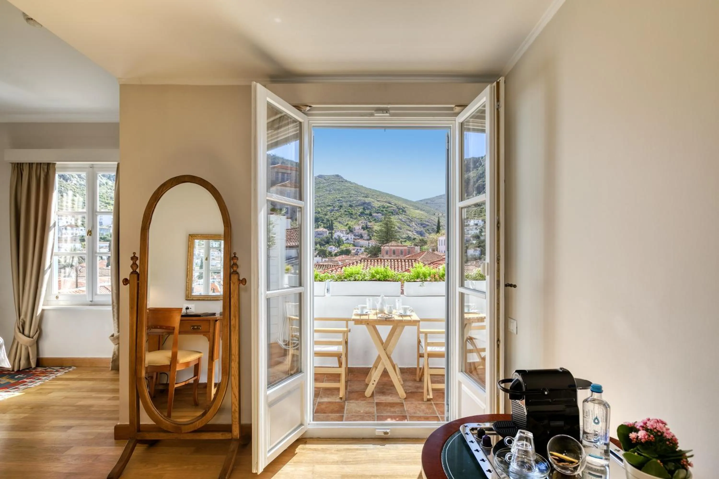 Balcony/Terrace in Hotel Leto Hydra