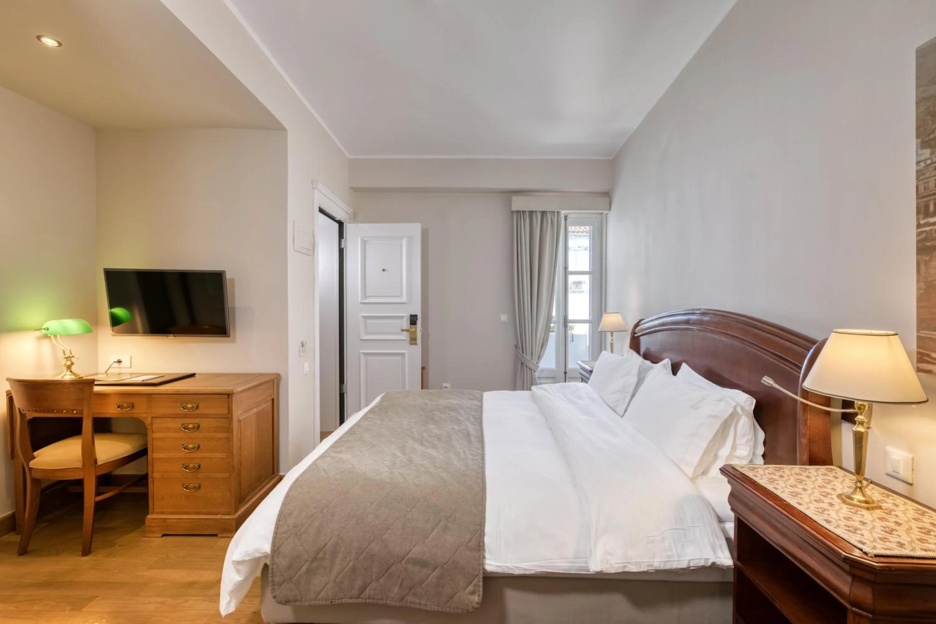 Bedroom, Bed in Hotel Leto Hydra