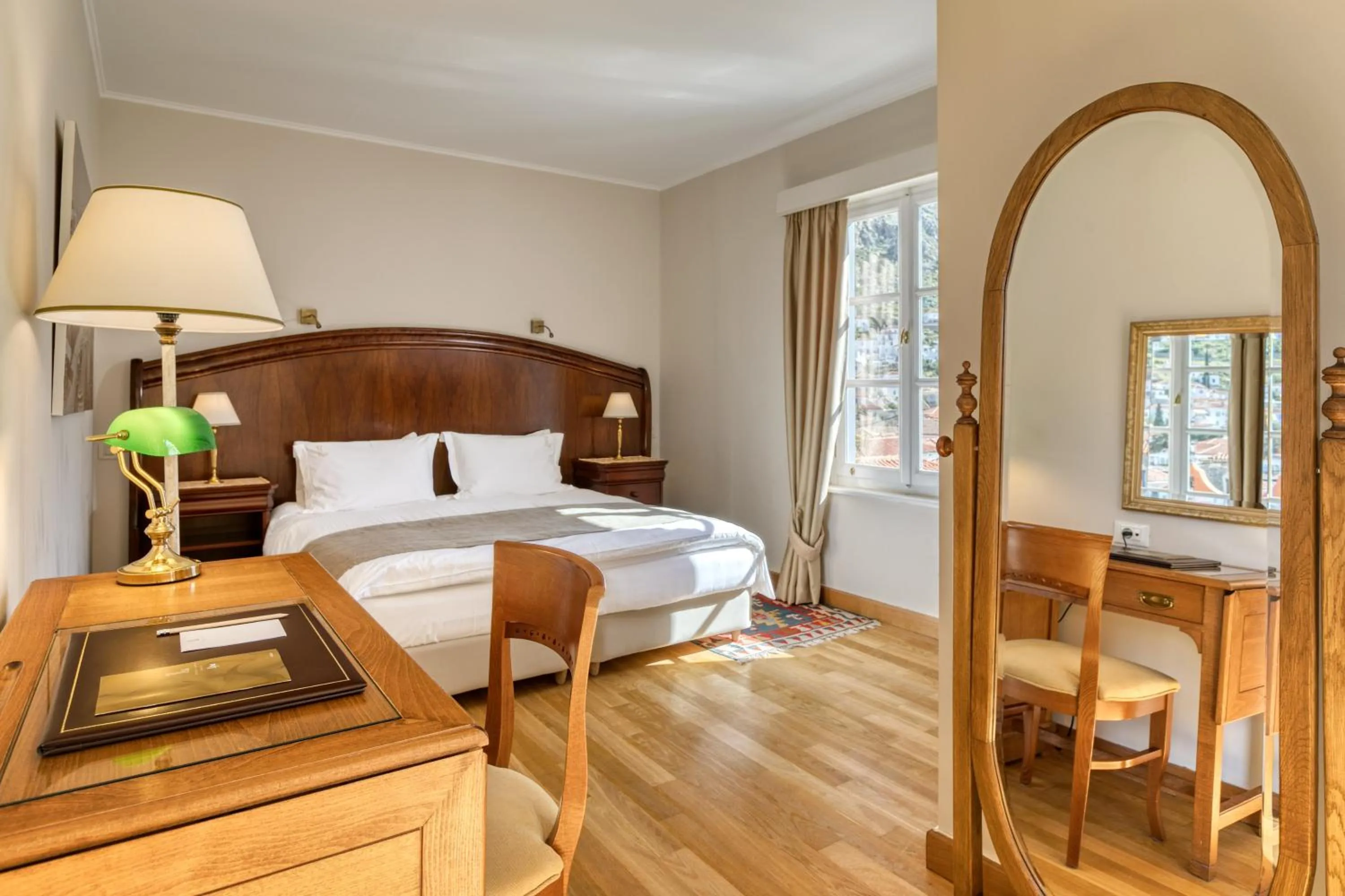 Bedroom, Bed in Hotel Leto Hydra