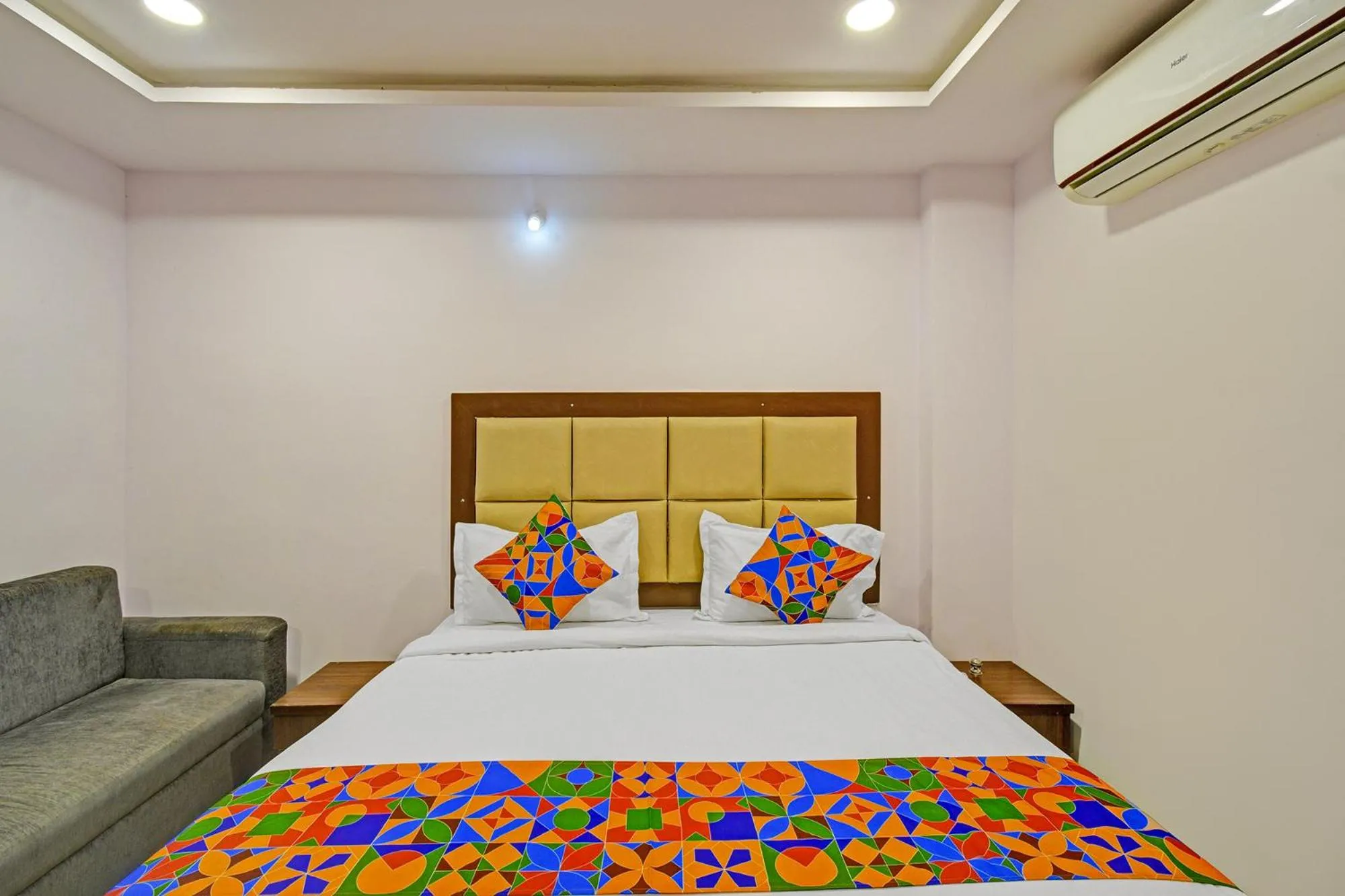 Bed in FabHotel VSR International