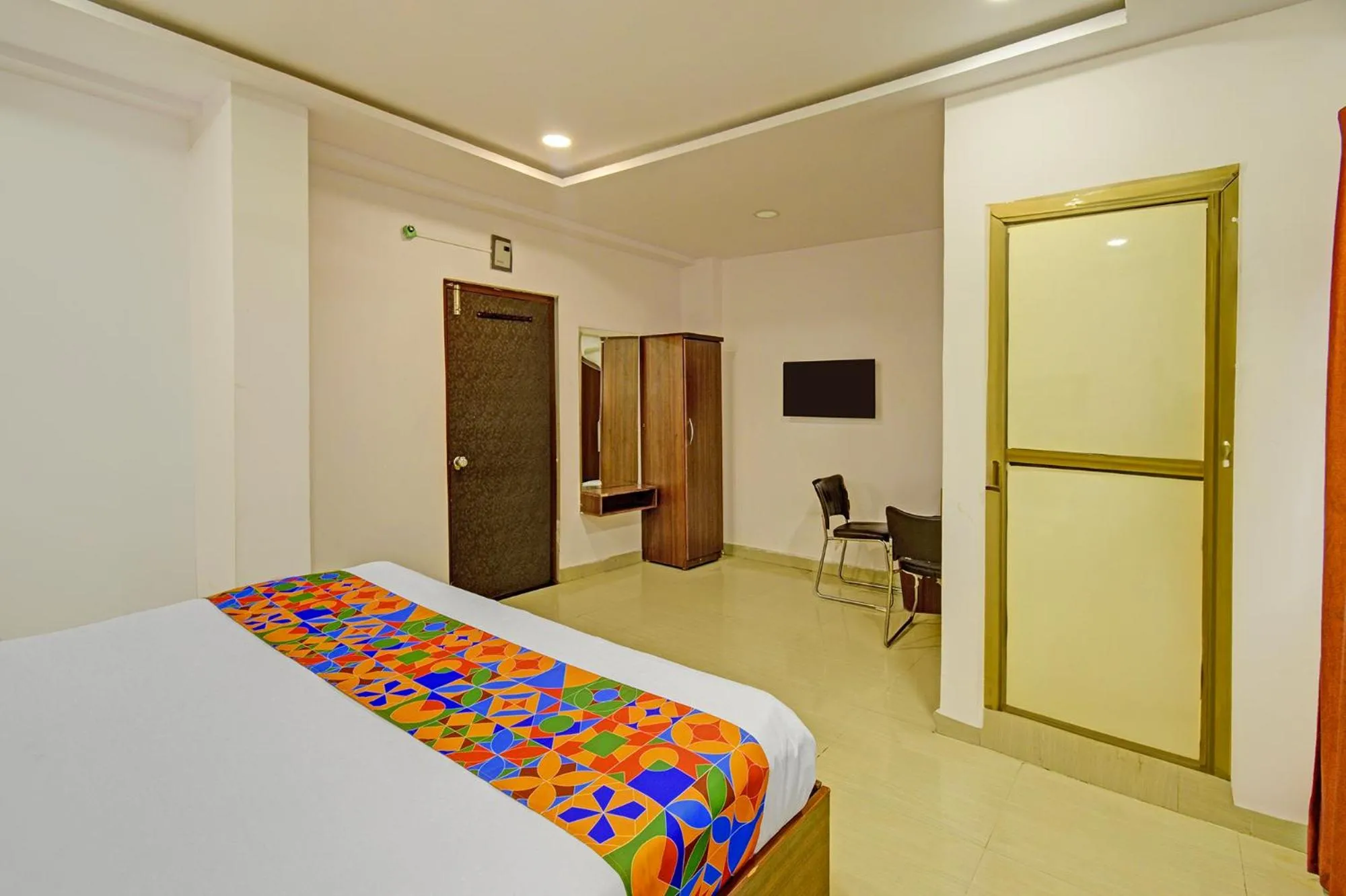 Bed in FabHotel VSR International